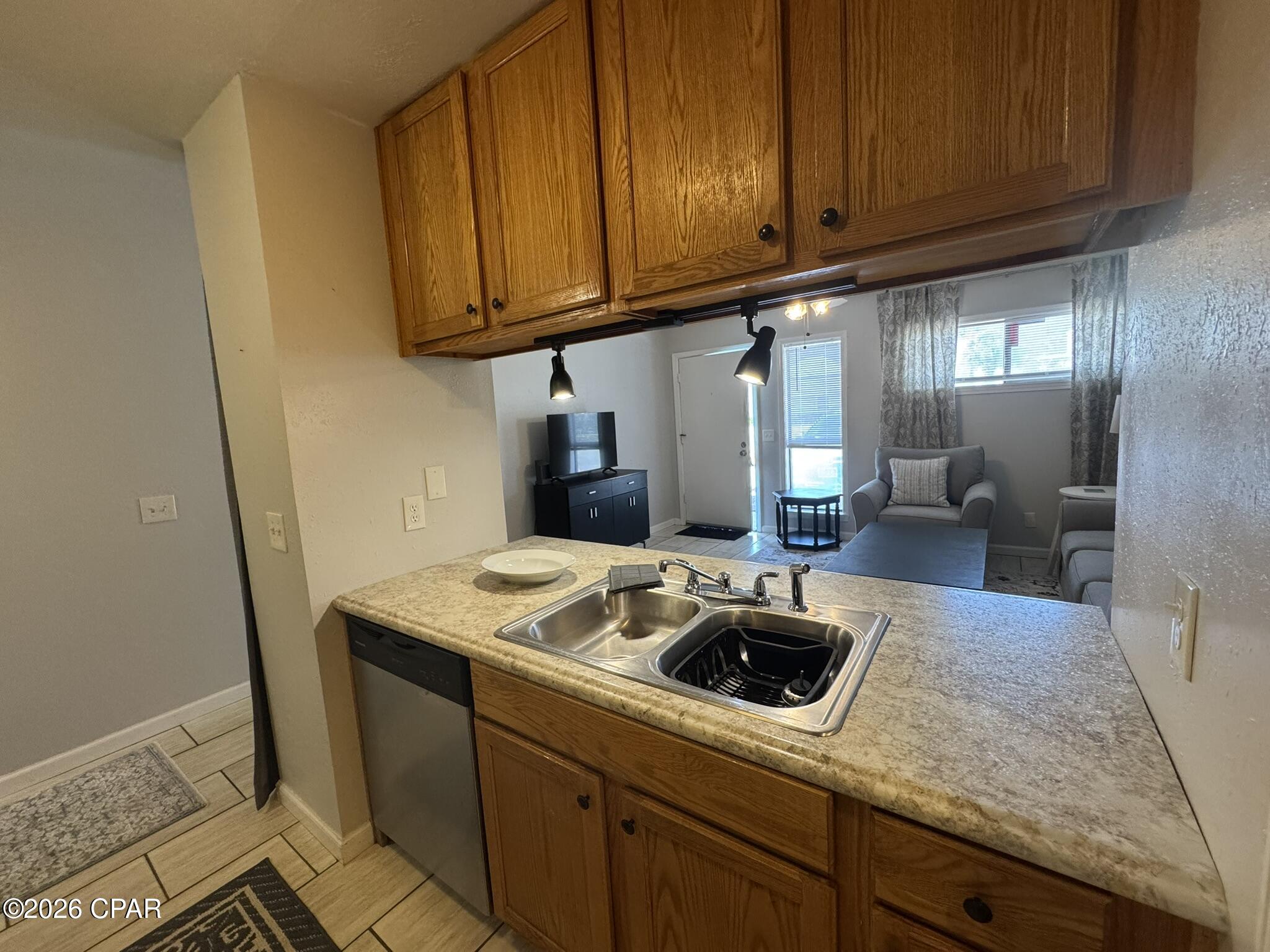 Image 7 For 6903 Lagoon Drive 22