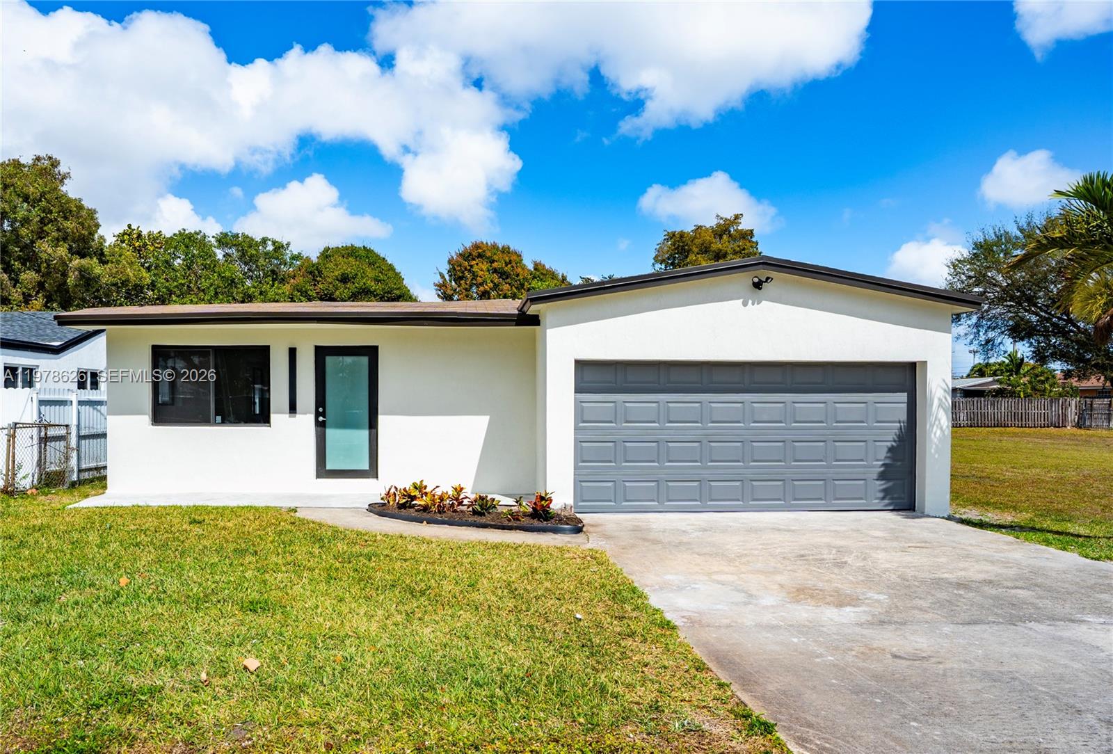 4451 21st St, West Park, Florida 33023