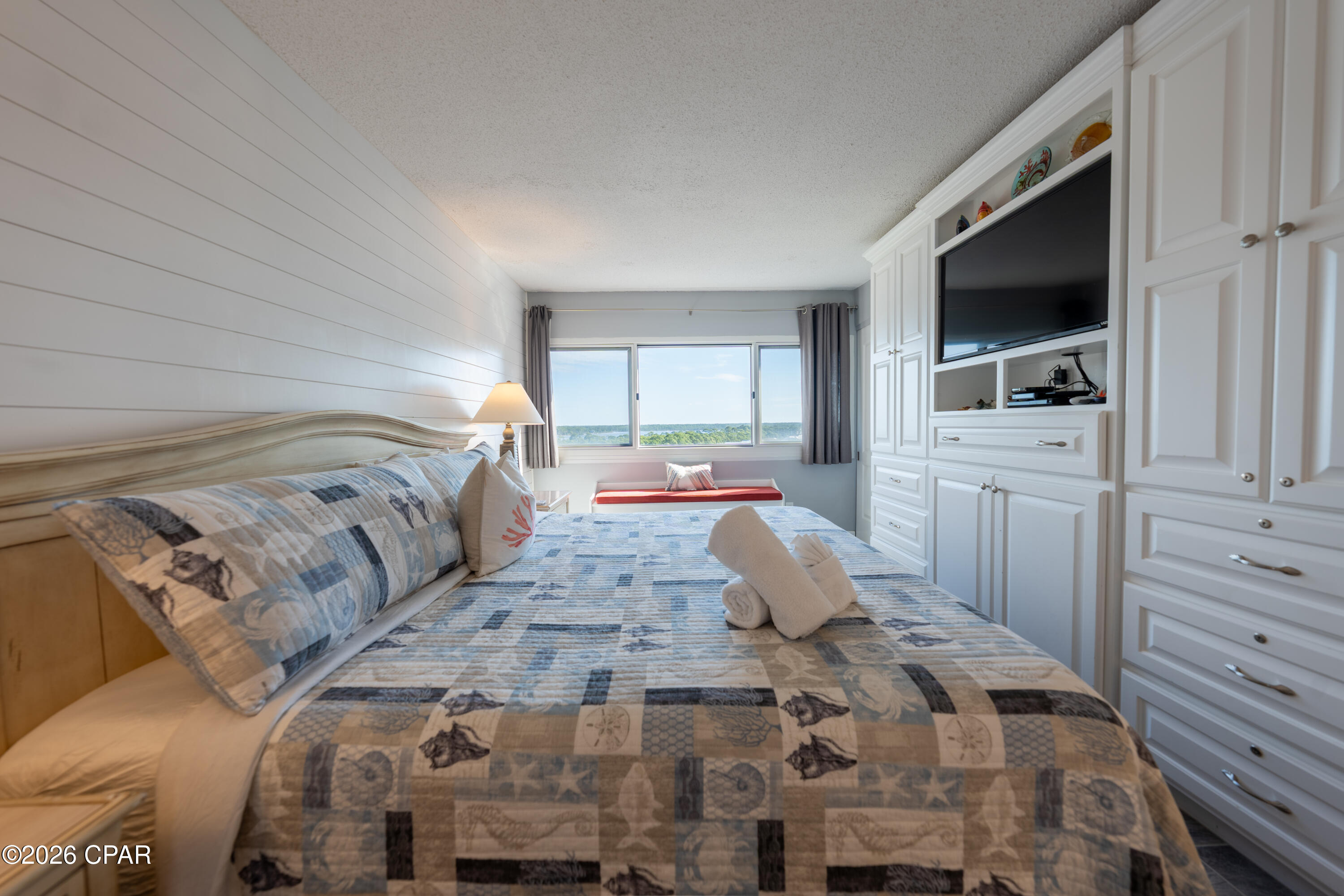 Image 32 For 23223 Front Beach Road 937