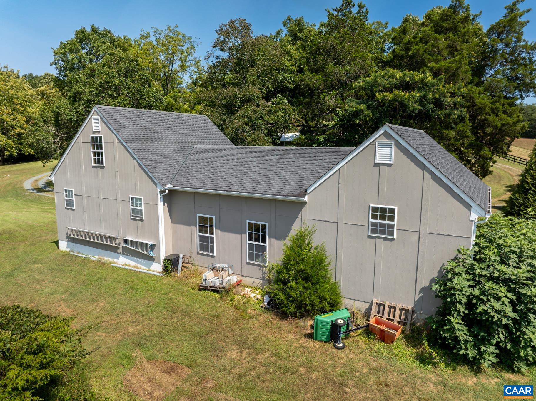 1128 Beaverdam Rd