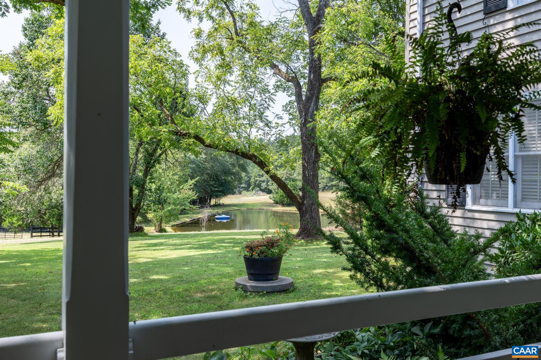 1128 Beaverdam Rd