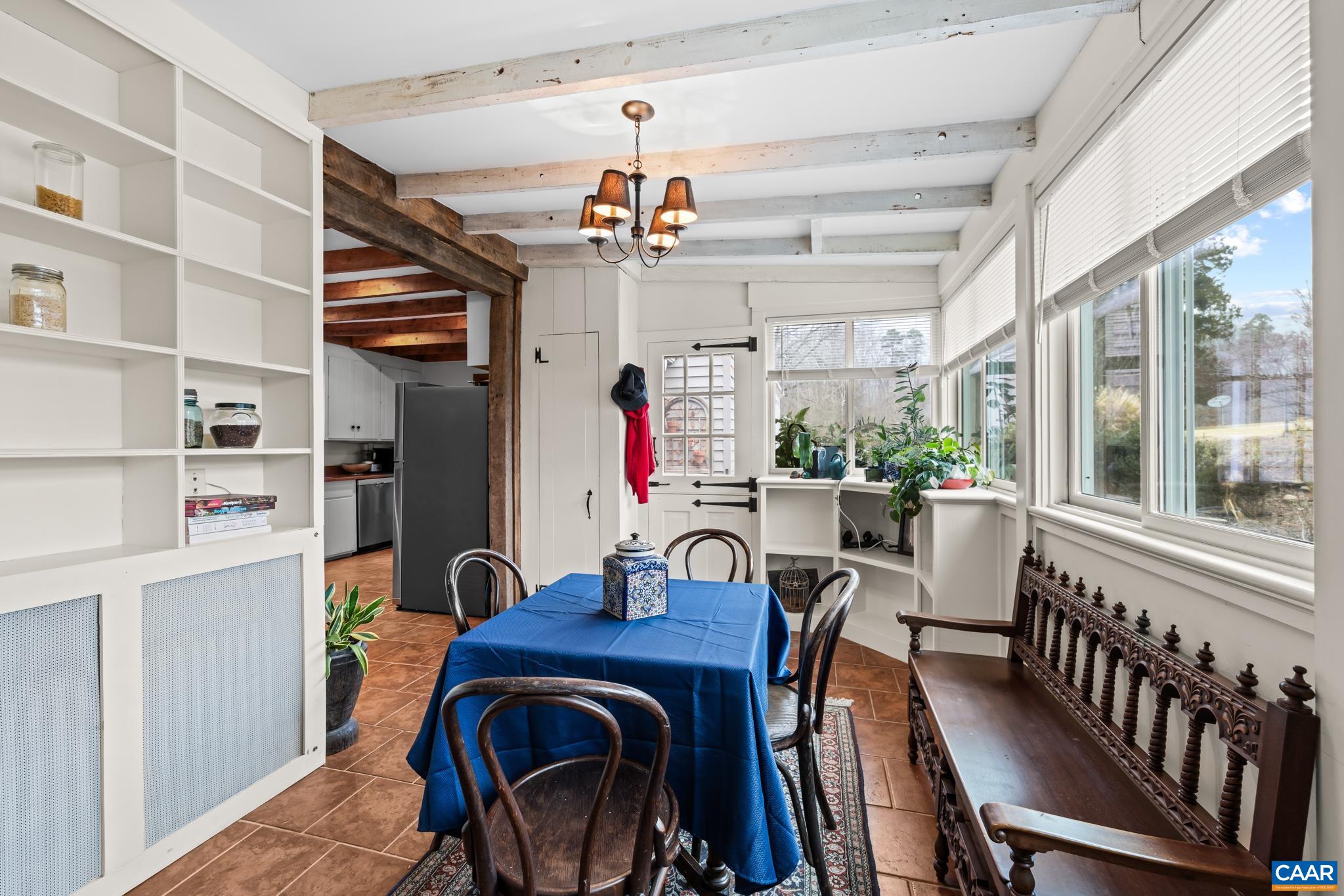 1128 Beaverdam Rd