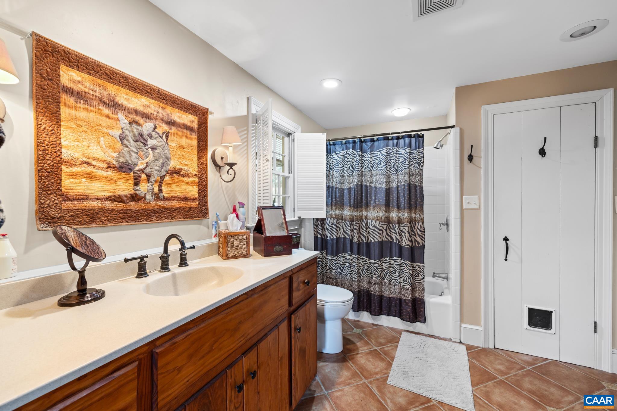 1128 Beaverdam Rd