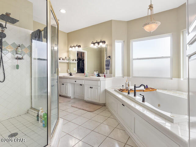 Listing photo id 15 for 5096 Lake Ridge Drive