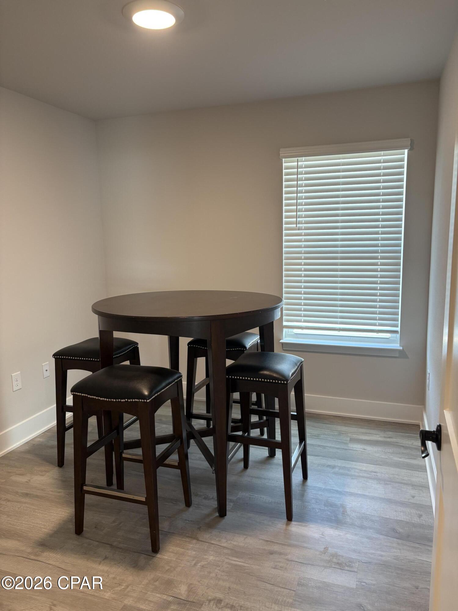 Image 14 For 705 Fox Den Lane