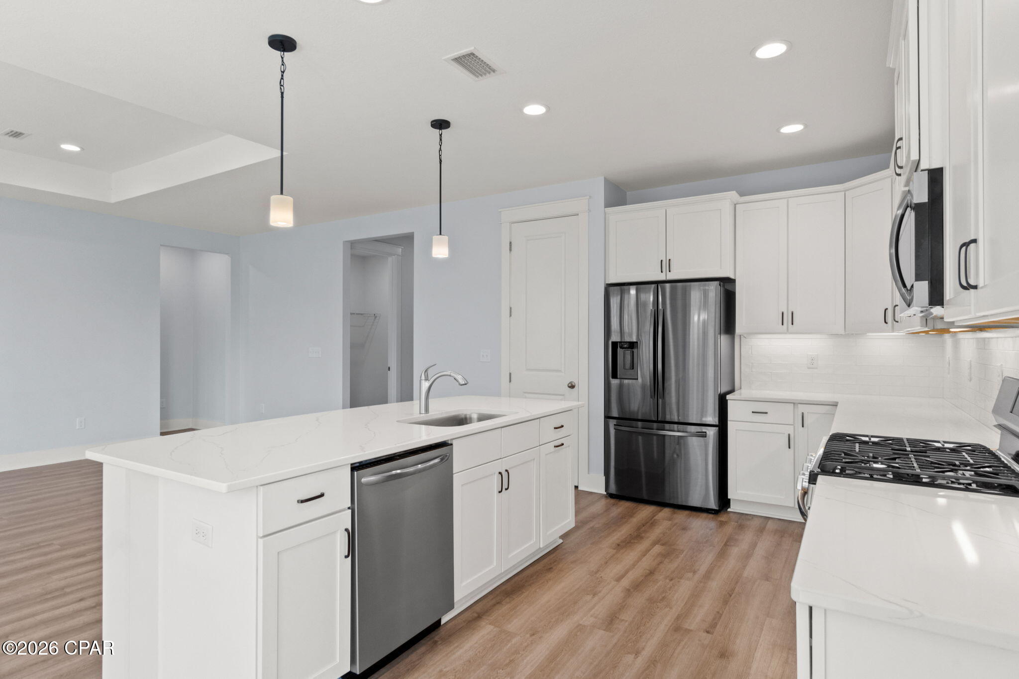 Image 4 For 300 Foxtail Way