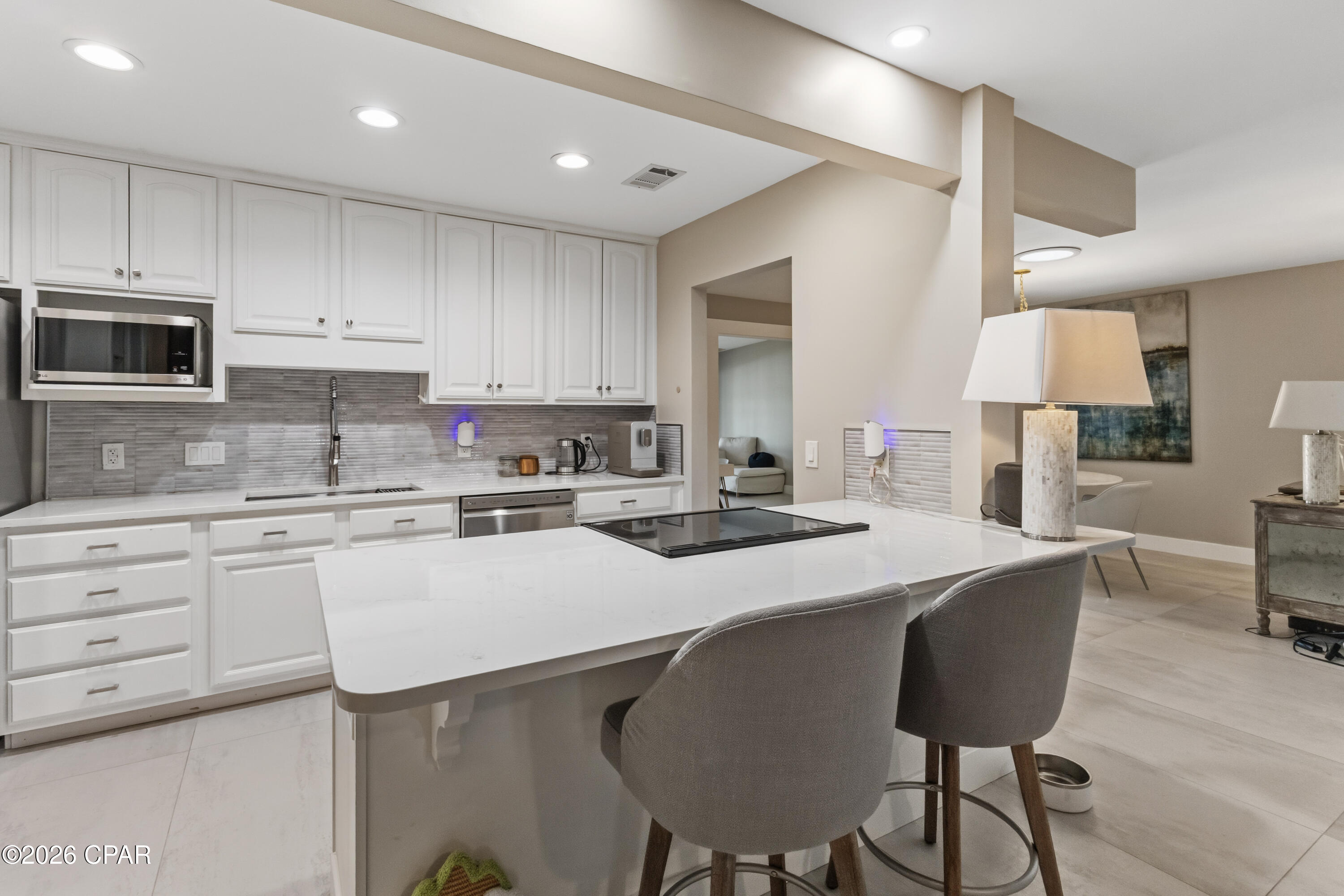 Image 4 For 2705 Country Club Drive