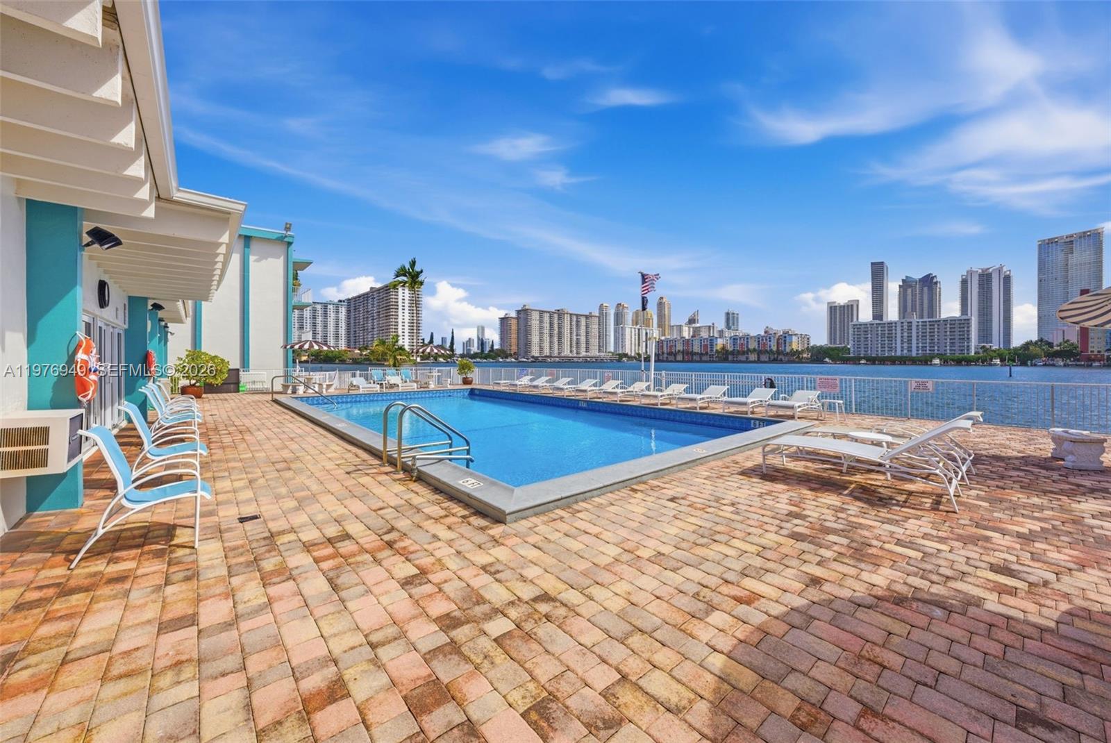 Eastern Shores Palo Alto