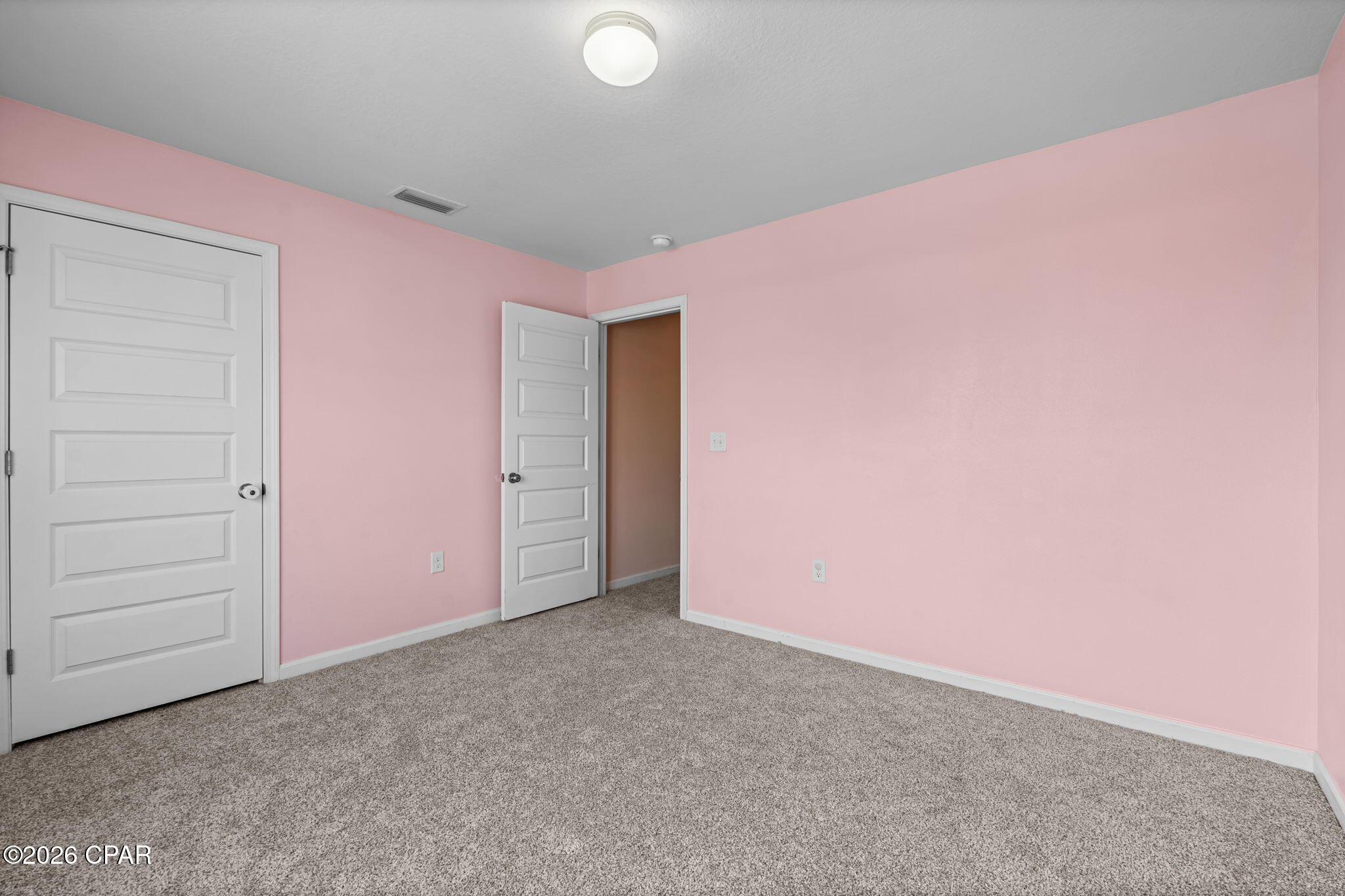 Listing photo id 19 for 4777 Firefly Lane