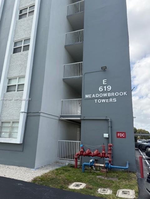 Meadowbrook Towers Condo