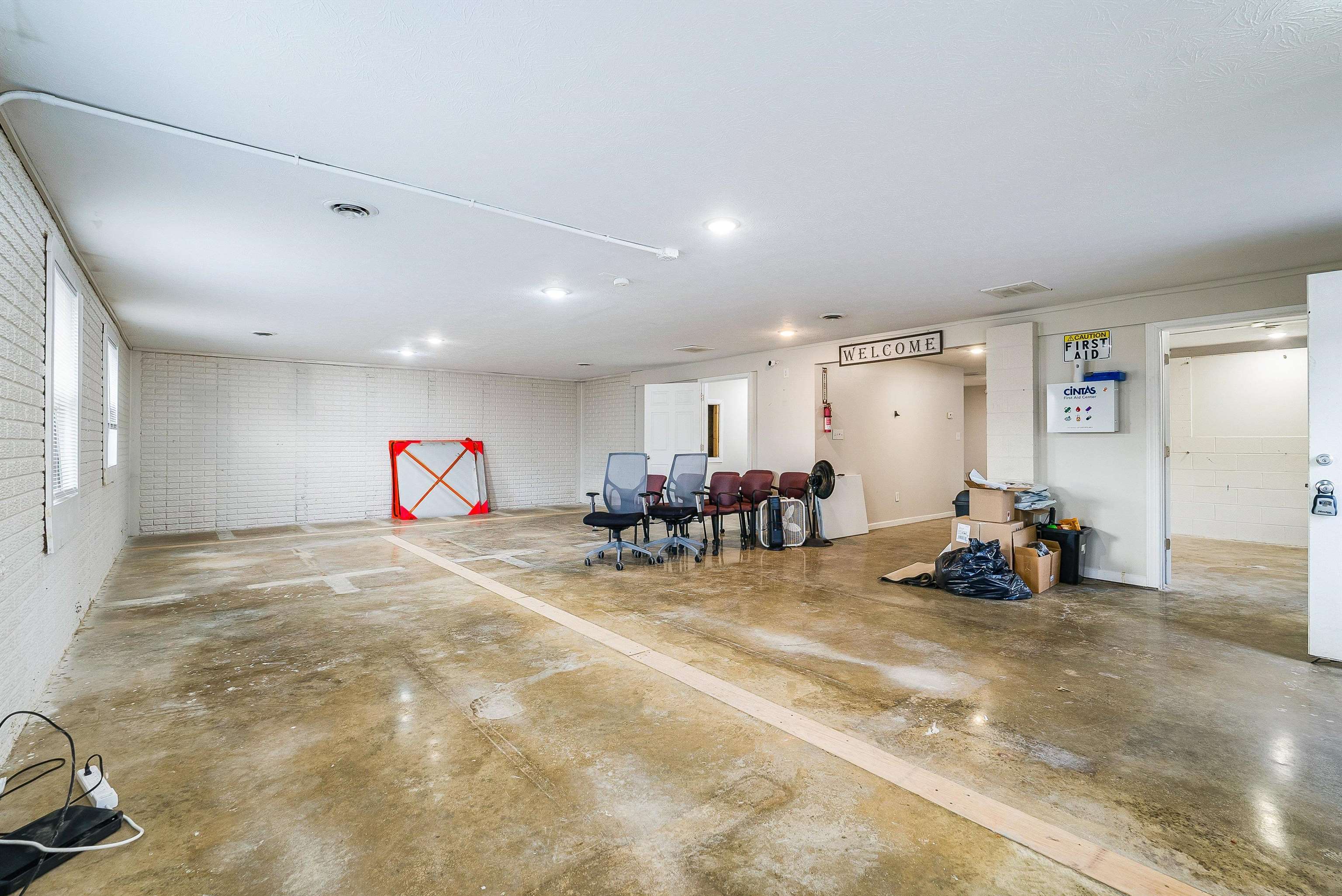 727 Lee Hwy