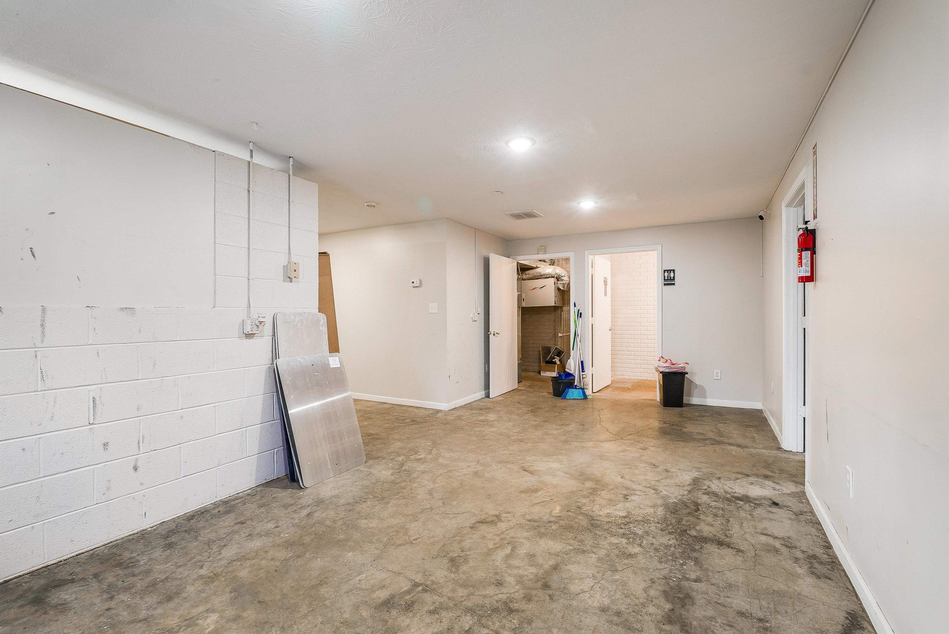 727 Lee Hwy