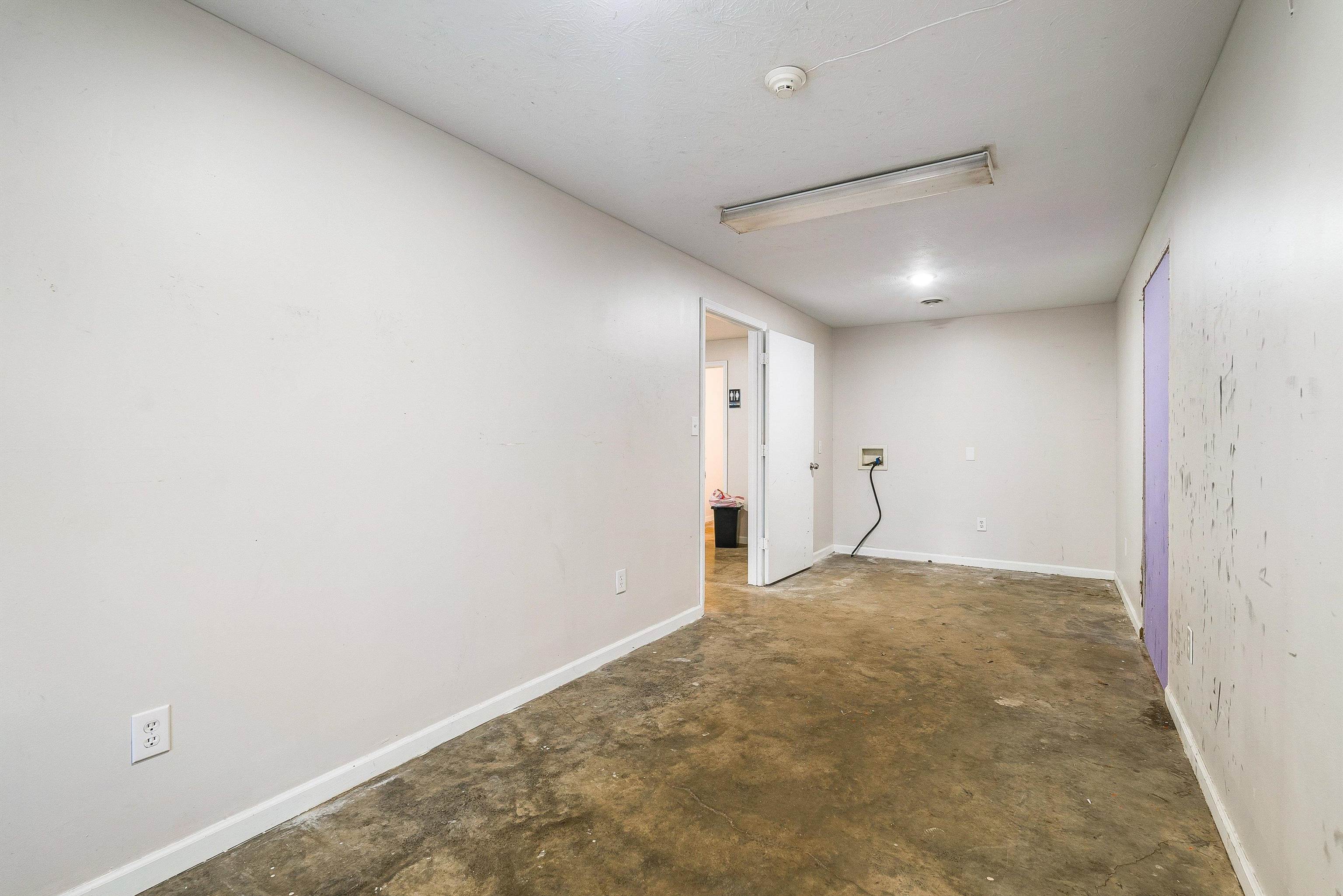 727 Lee Hwy