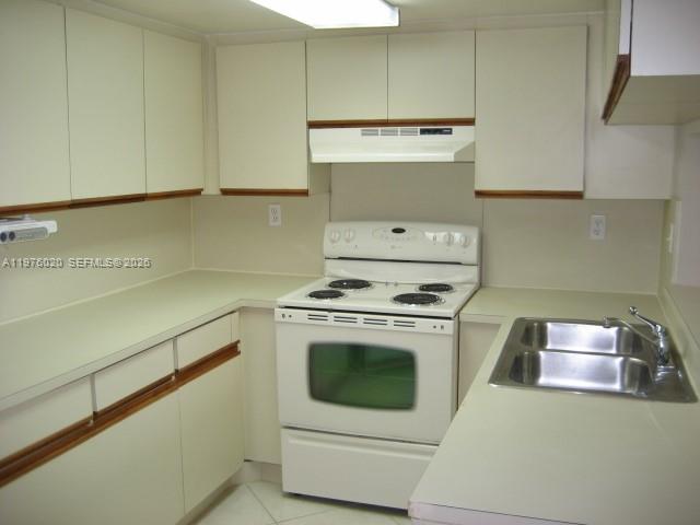 Property photo # 4