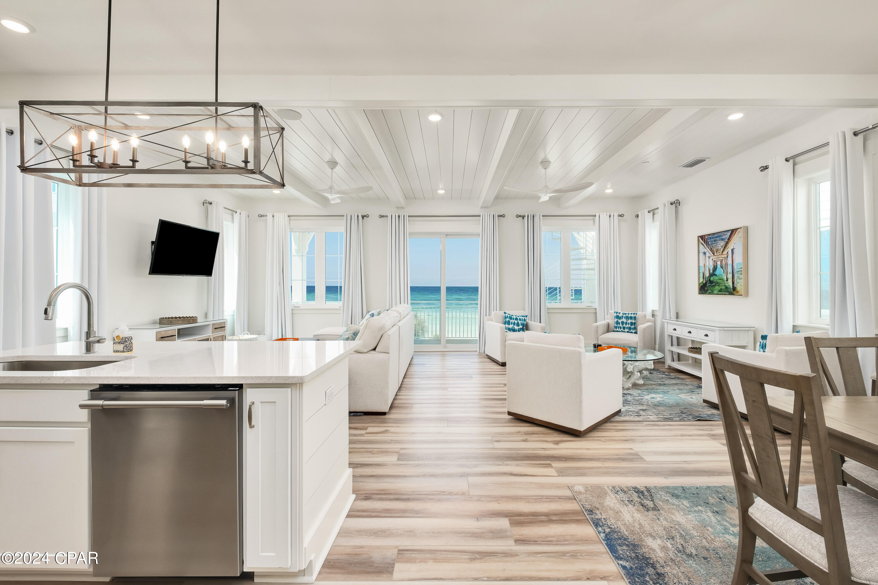 Image 2 For 13657 Front Beach Road