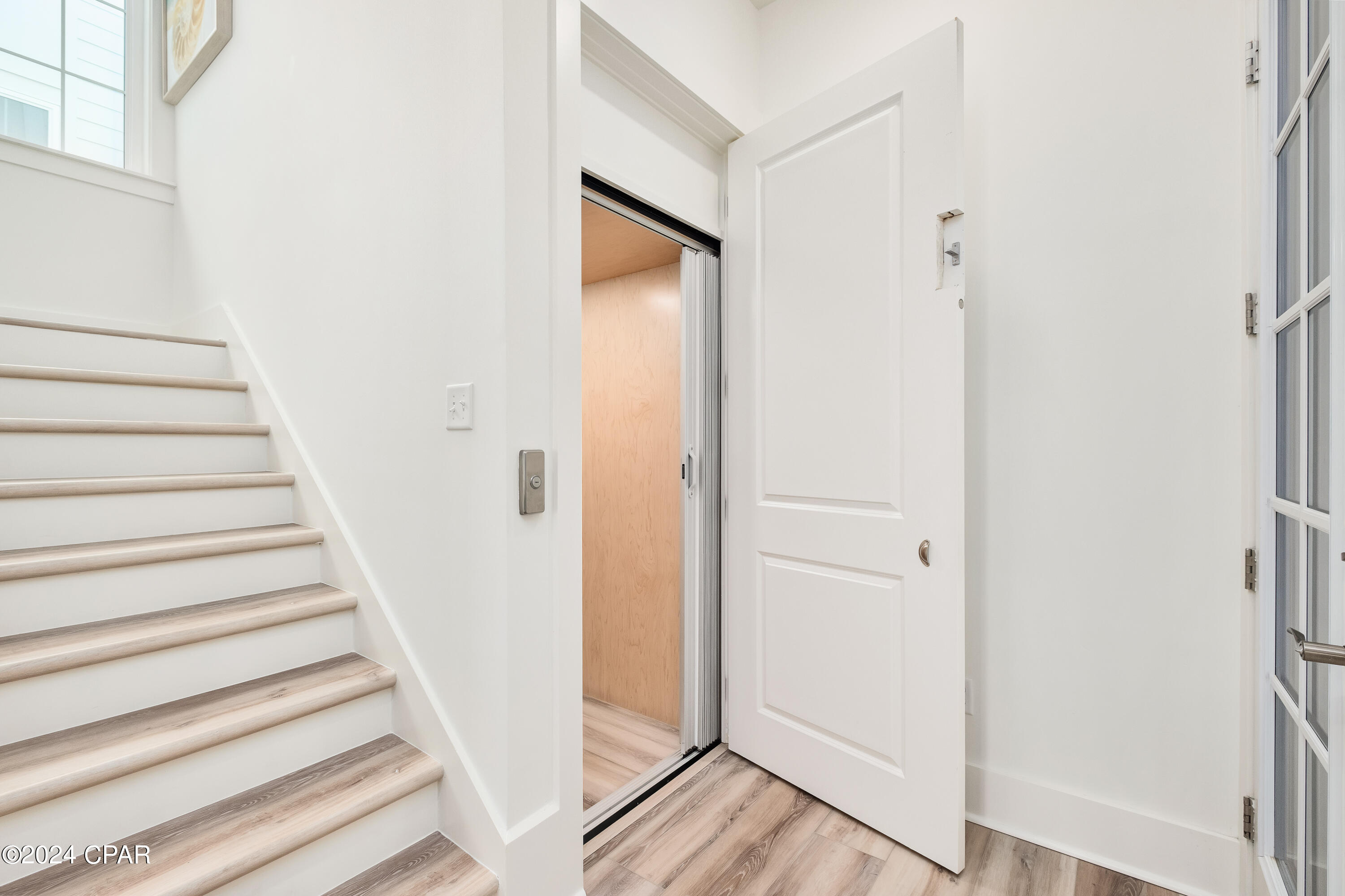 Image 8 For 13657 Front Beach Road