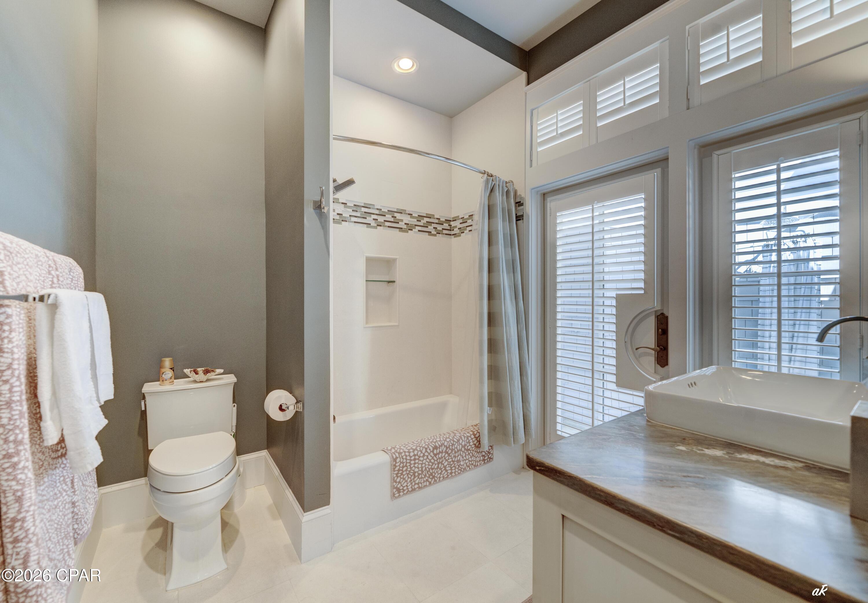 Image 19 For 315 Beachside Drive