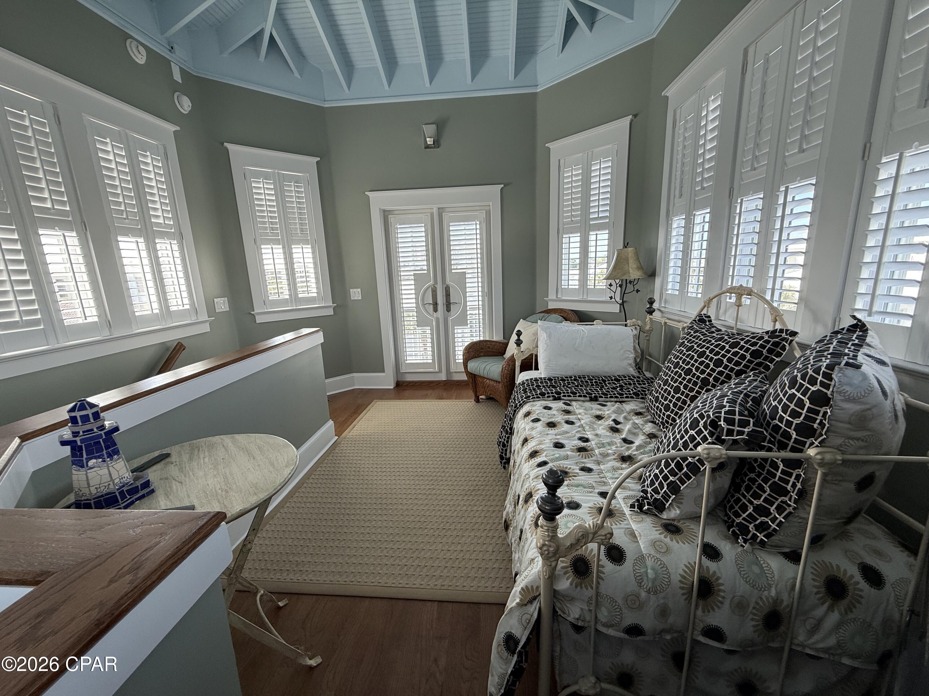 Image 23 For 315 Beachside Drive