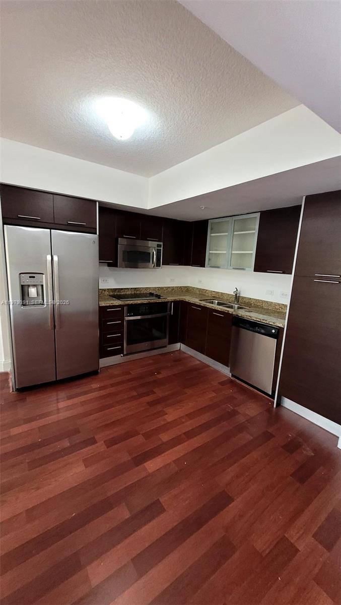 Condo for Rent in Miami, FL