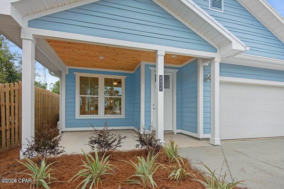 Image 3 For 8408 Warner Place