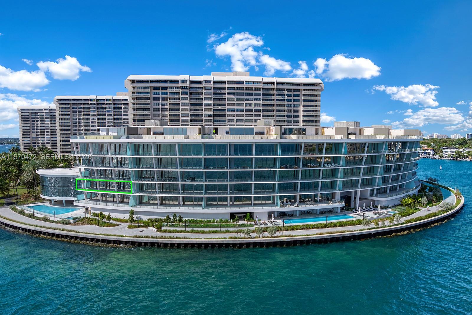 Vita At Grove Isle