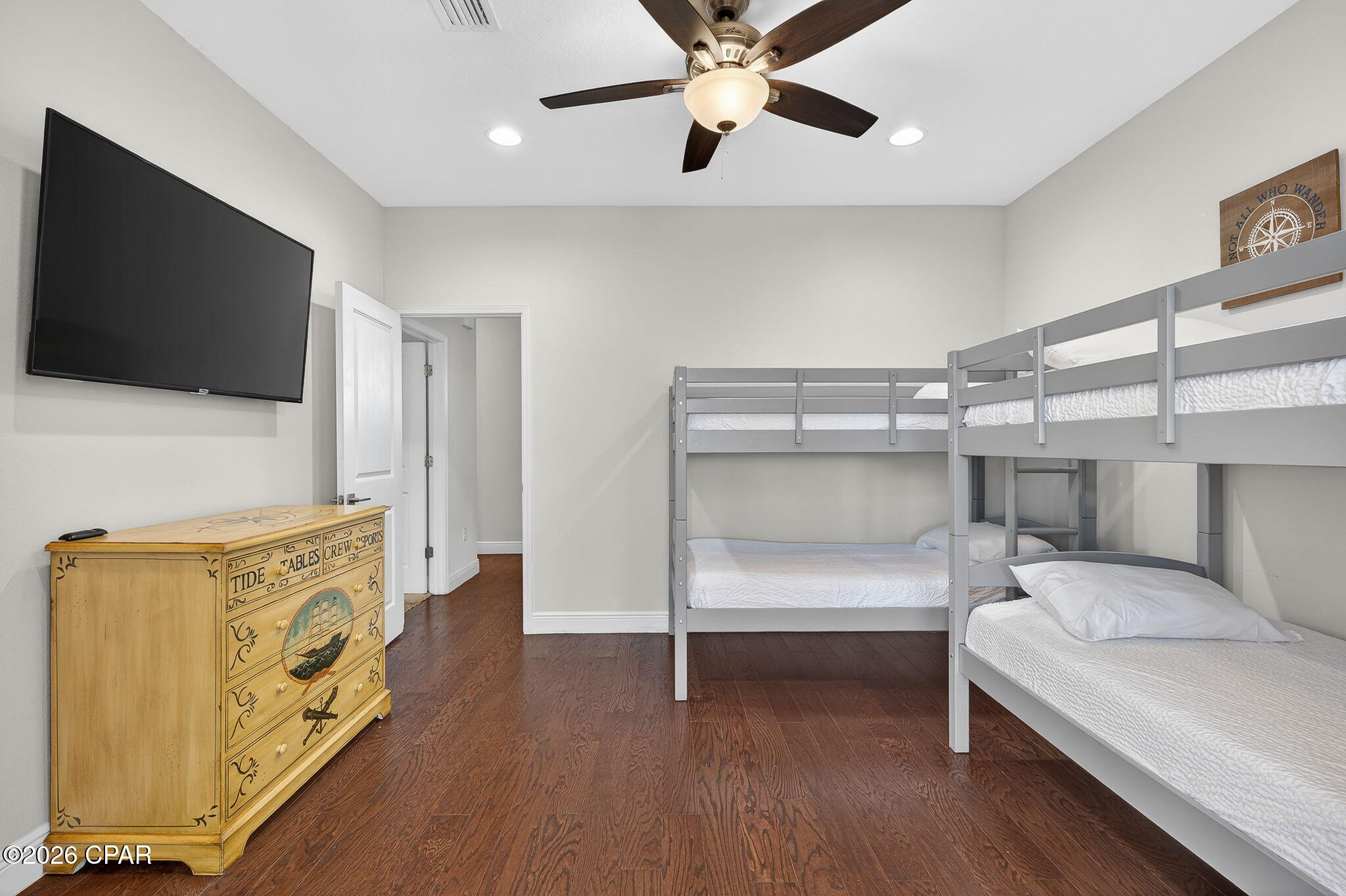 Image 39 For 13 Inlet Cove