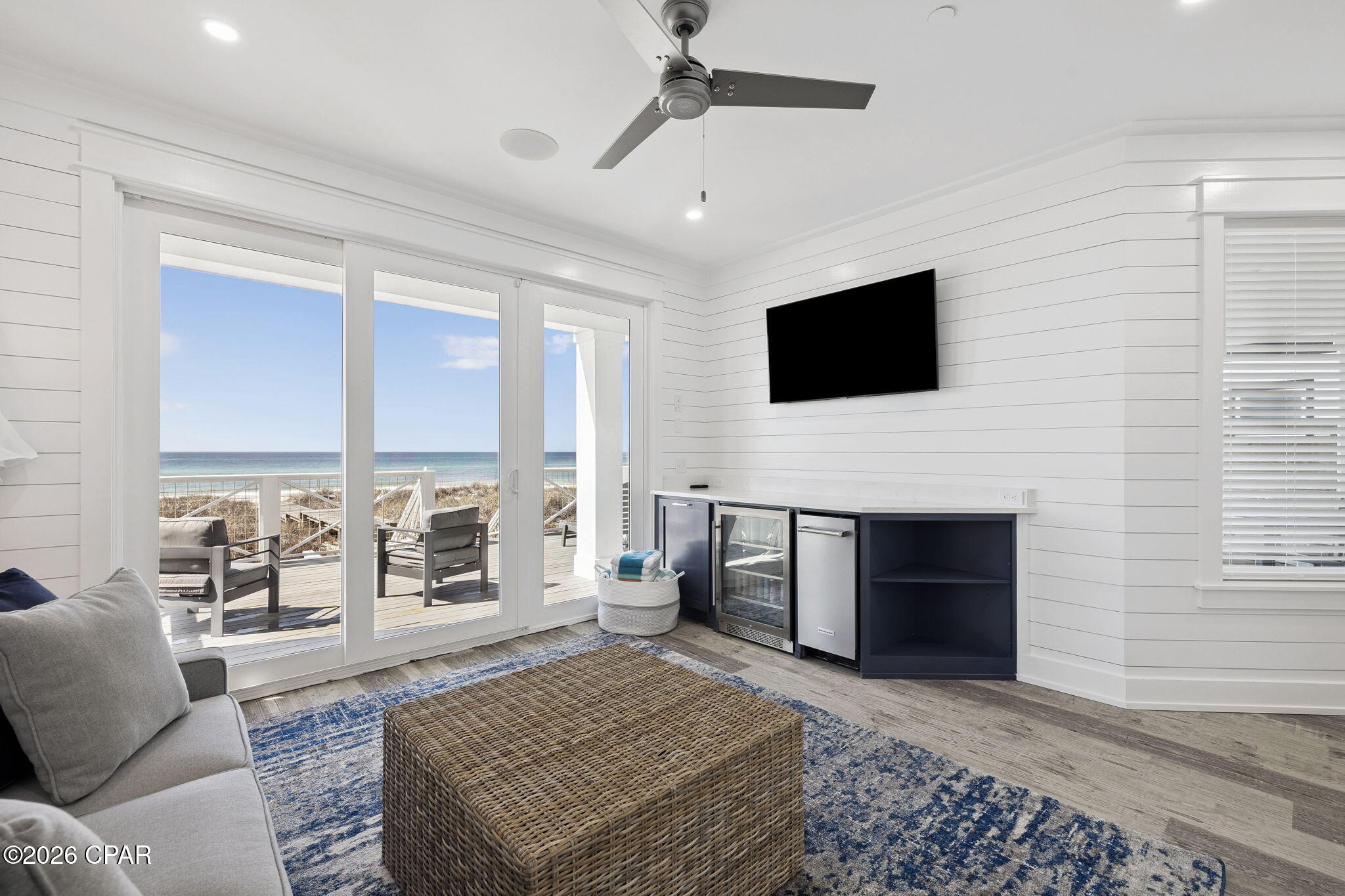 Image 10 For 16525 Front Beach Road