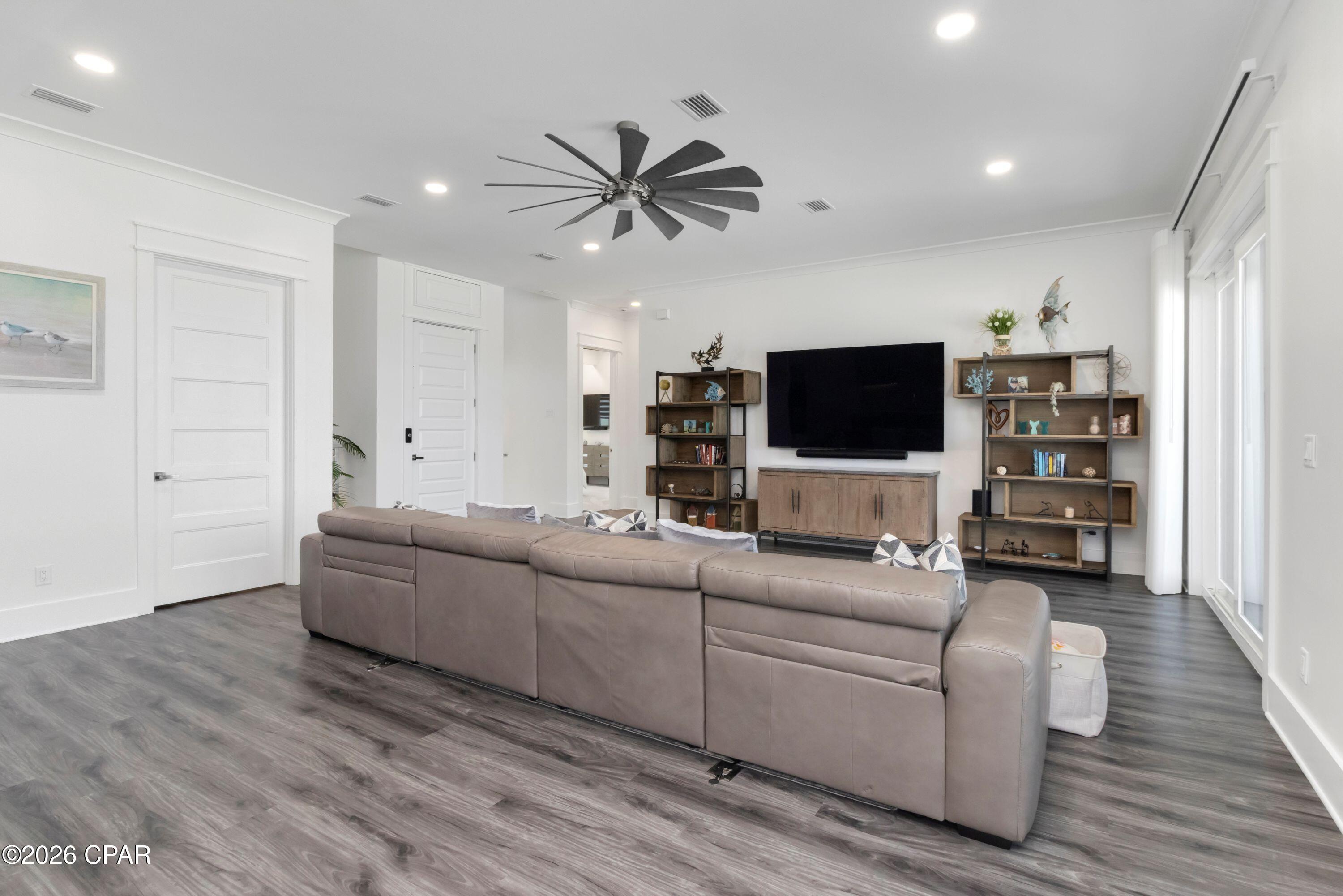 Image 28 For 7179 Windward Street