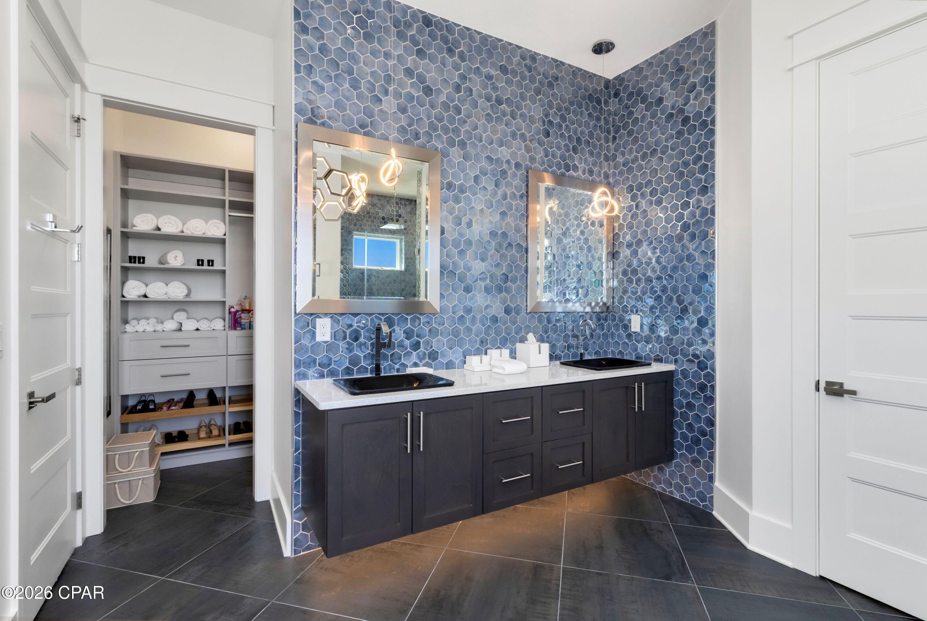 Image 36 For 7179 Windward Street