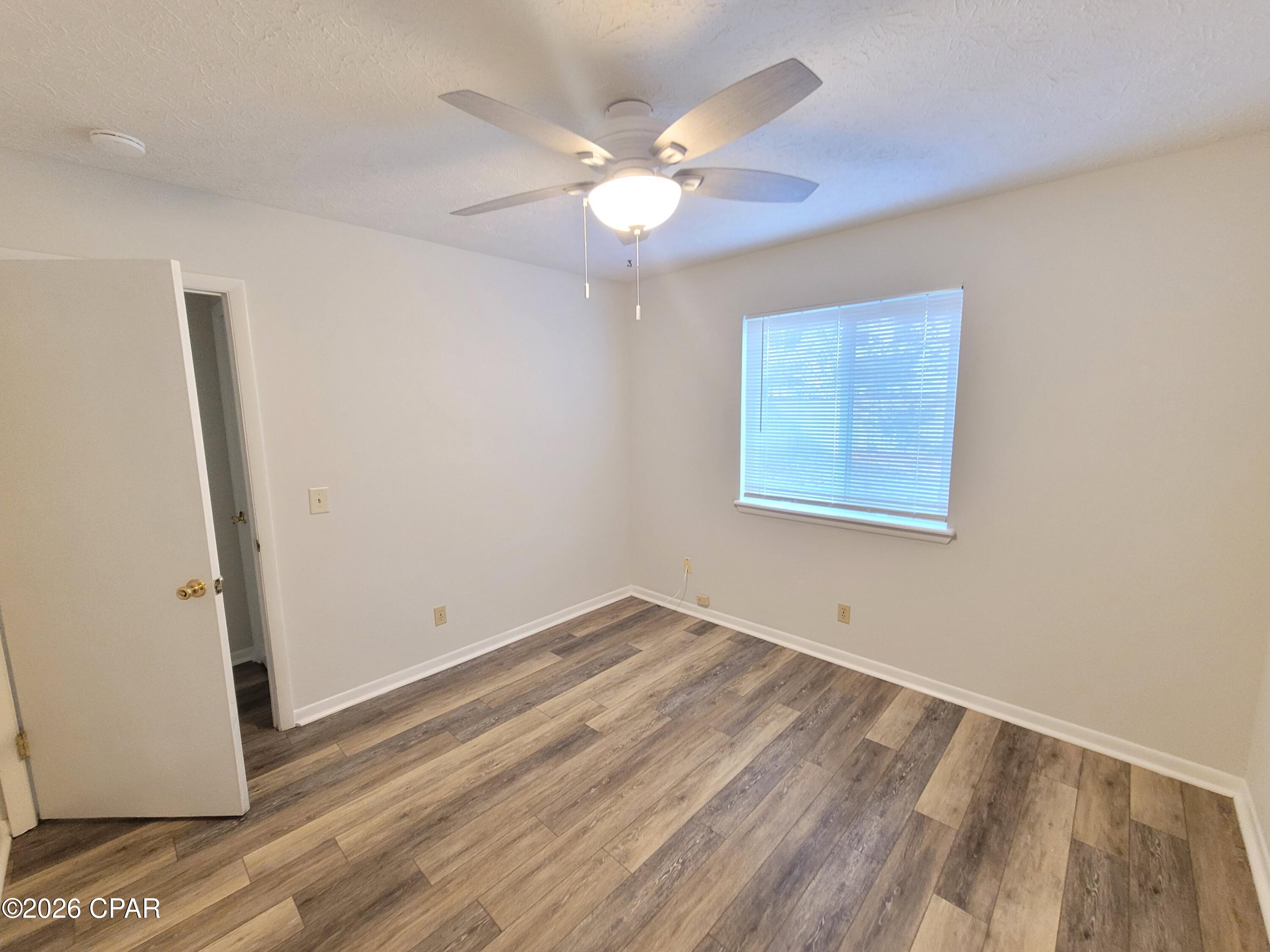 Image 12 For 1727 Illinois Avenue