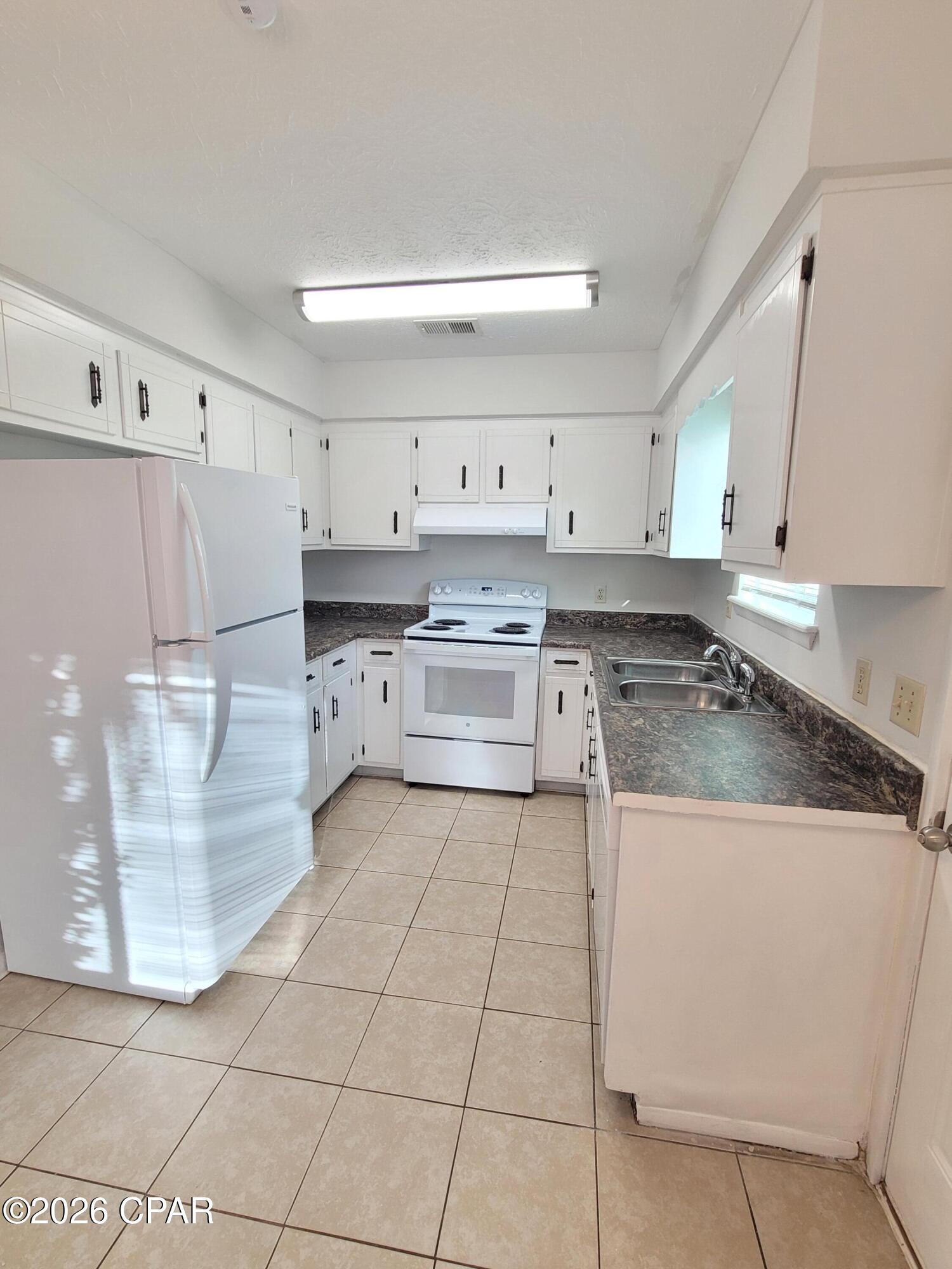 Image 5 For 1727 Illinois Avenue