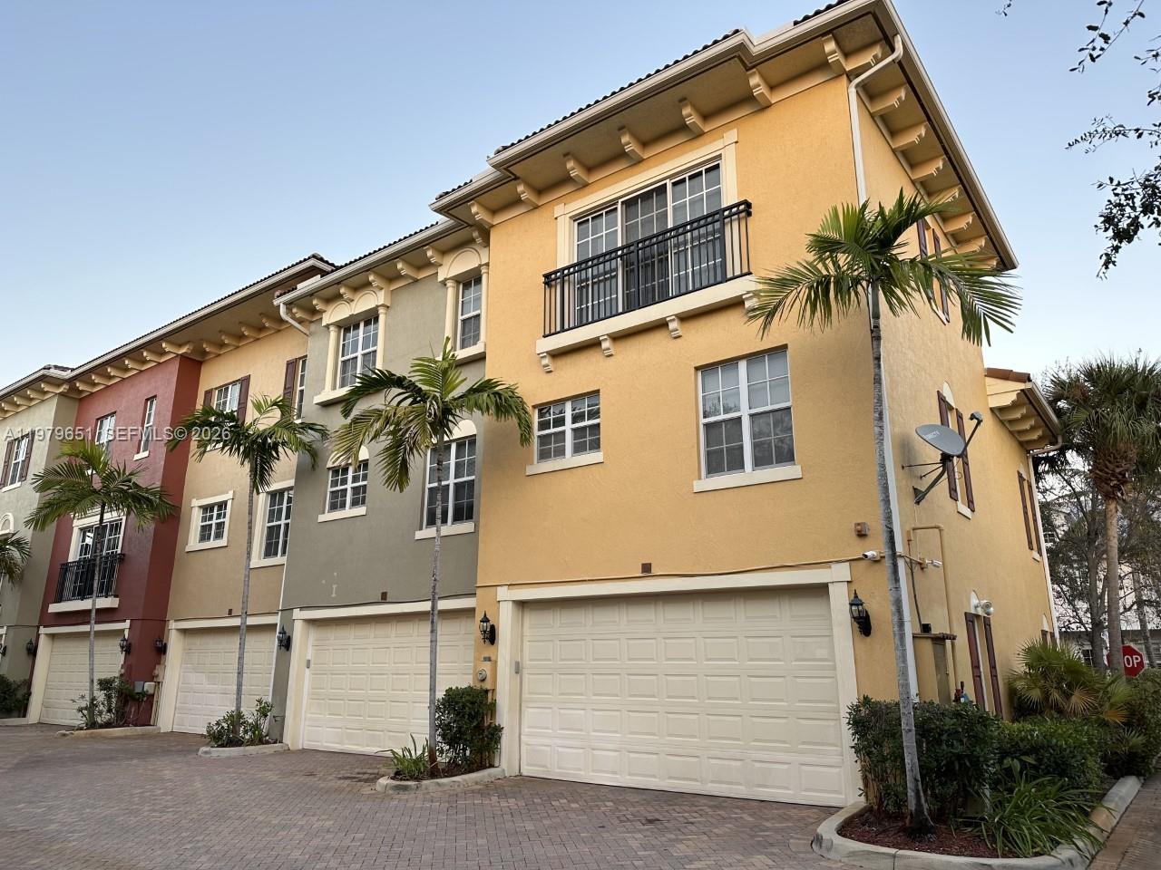 Cloisters At Lake Worth