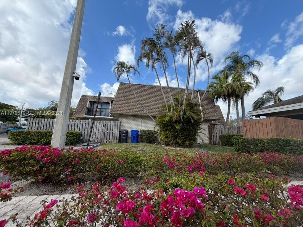 8209 23rd Ct Unit 17 C, North Lauderdale, Florida 33068
