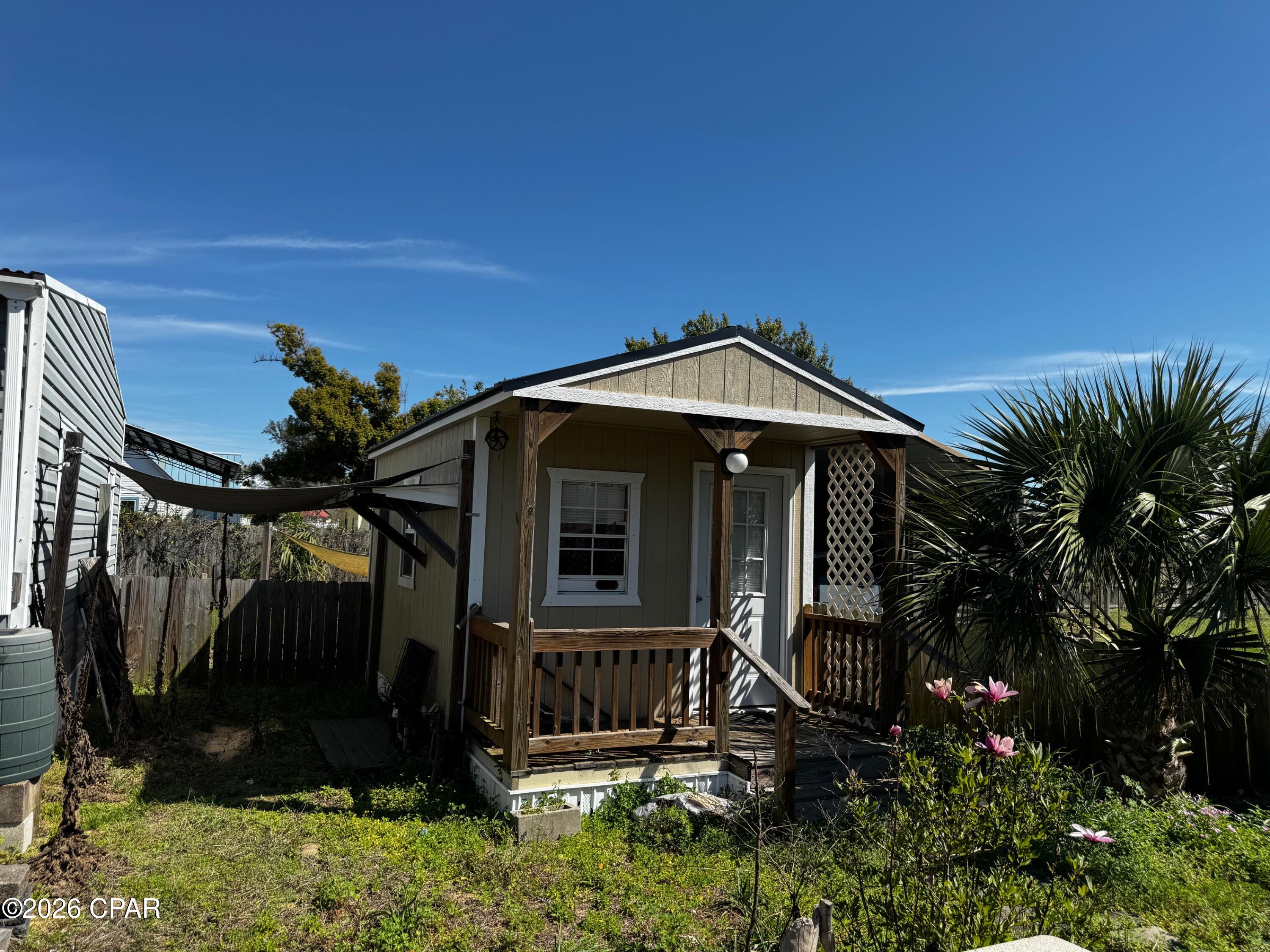 Image 5 For 220 Sherman Avenue