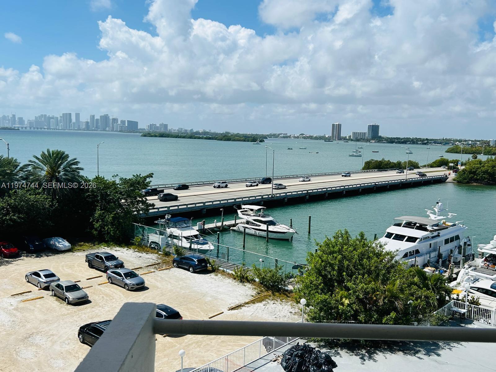 Bayshore Yacht & Tennis C