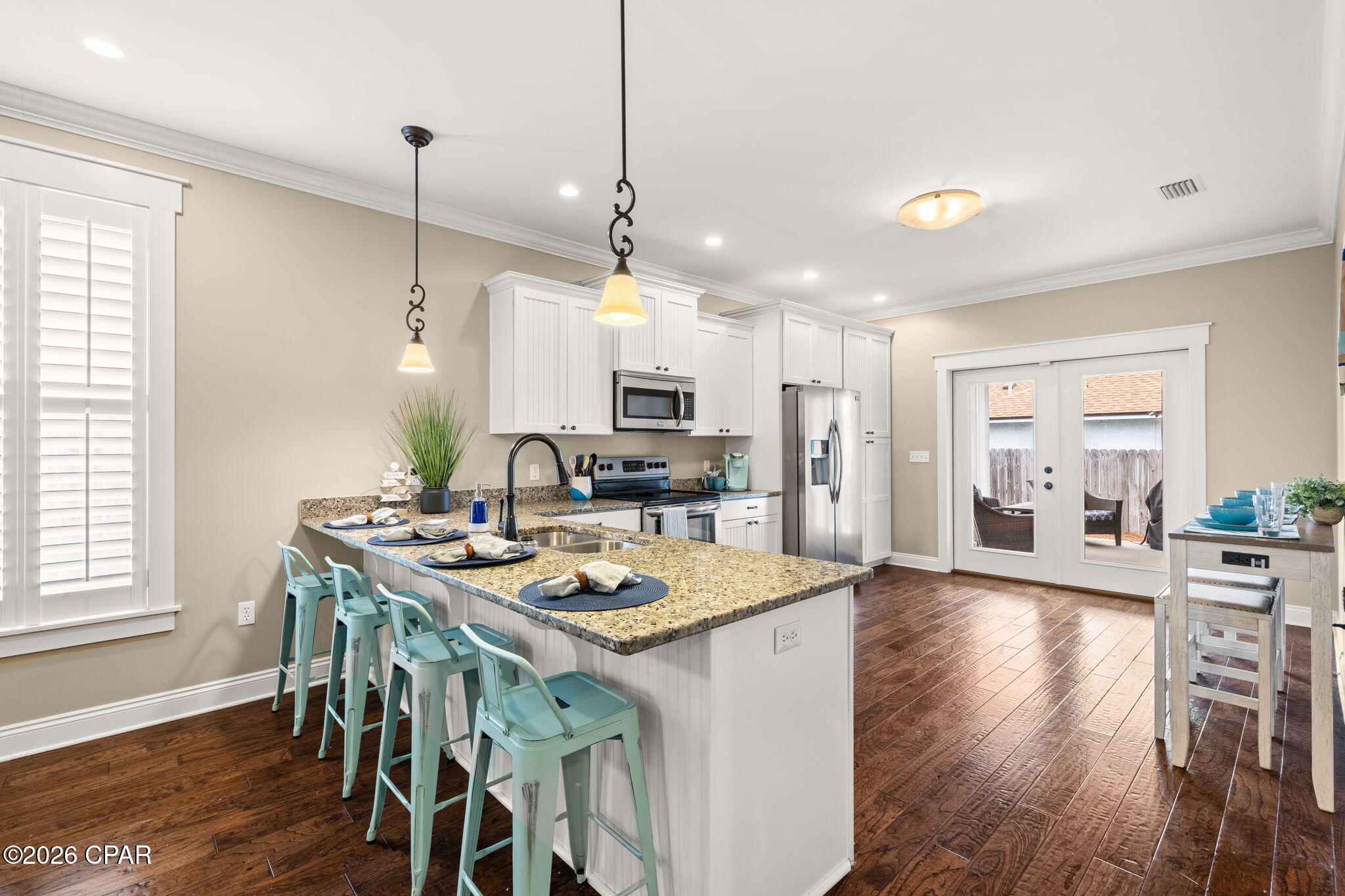 Image 10 For 7100 Sunset Avenue