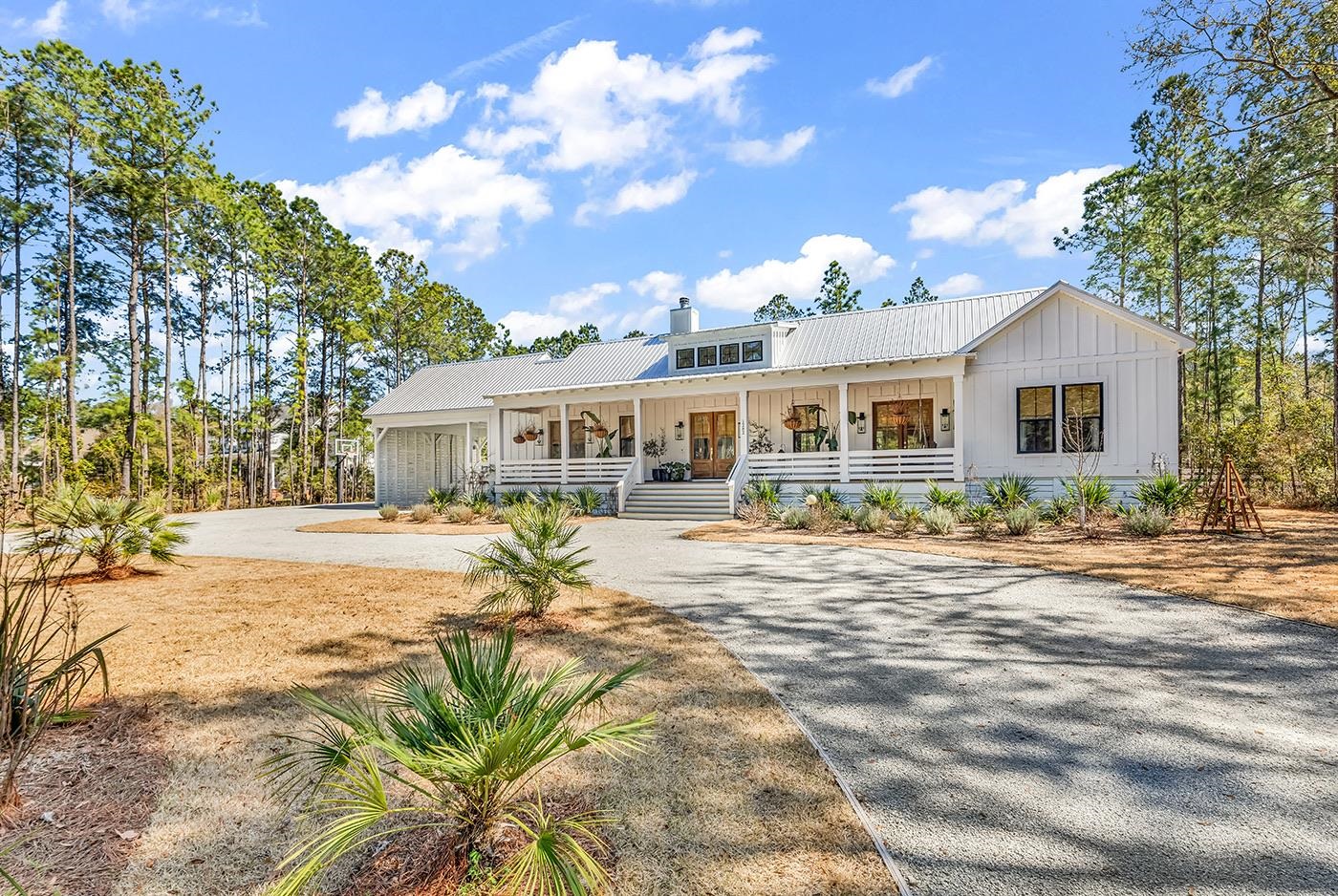 1282 Kings River Rd. Pawleys Island, SC 29585
