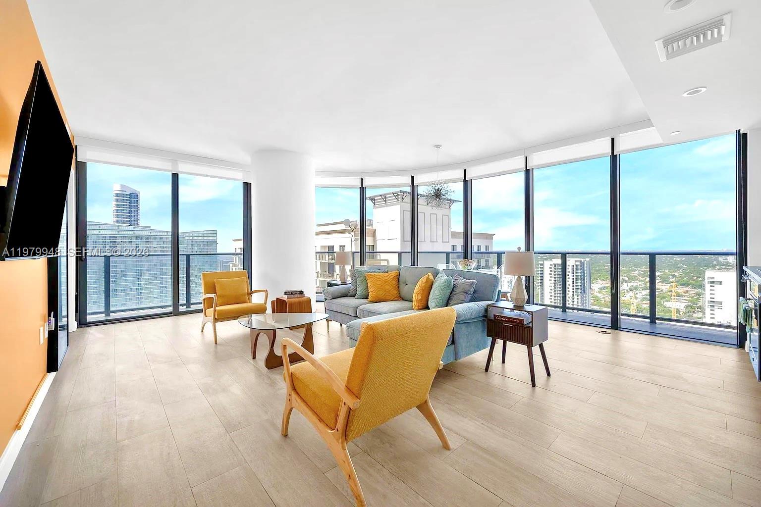 Brickell Heights West Con
