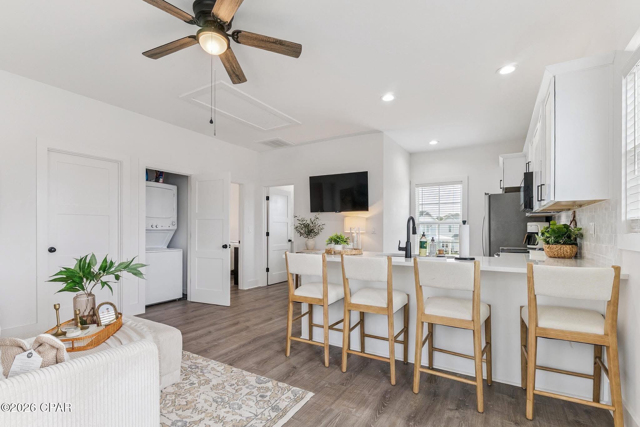 Image 2 For 211 Cicero Street