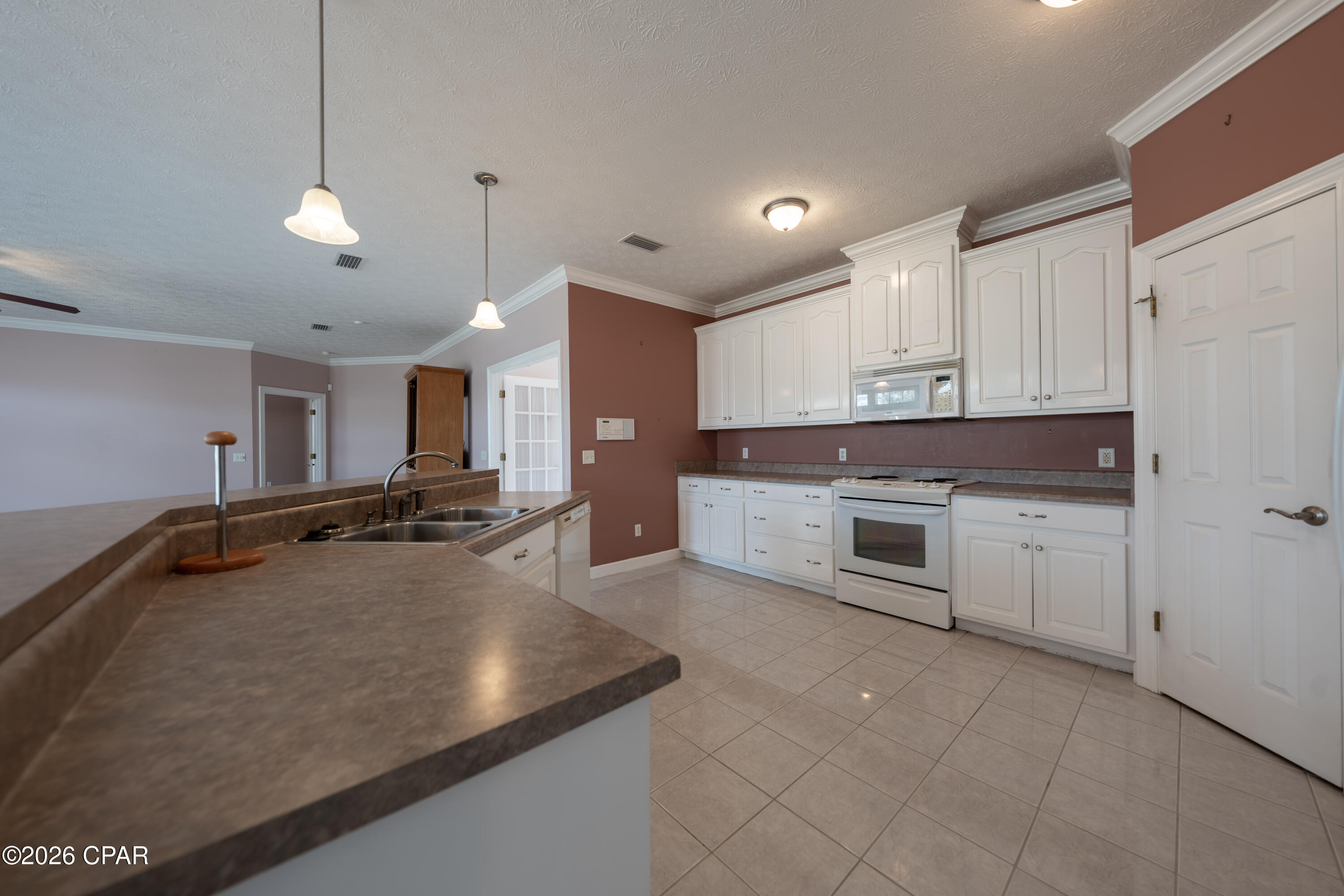 Image 26 For 313 Mary Ella Avenue