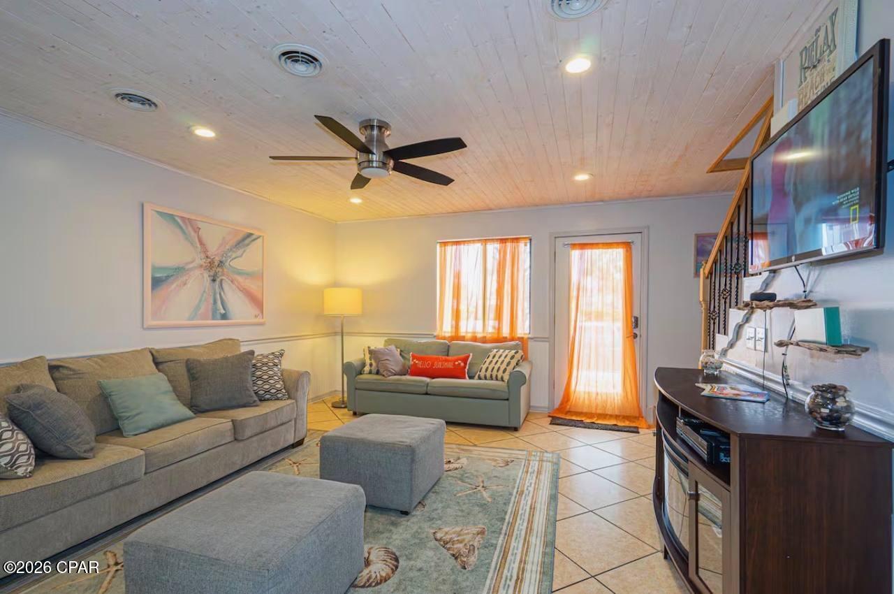 117 Cindy Lane, Panama City Beach, FL 32407 thumbnail, photo 6 of 17