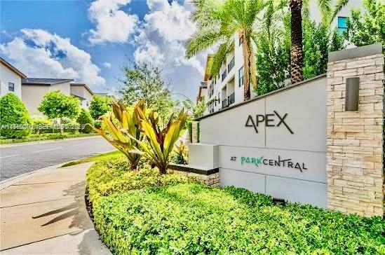 Apex At Park Central Cond