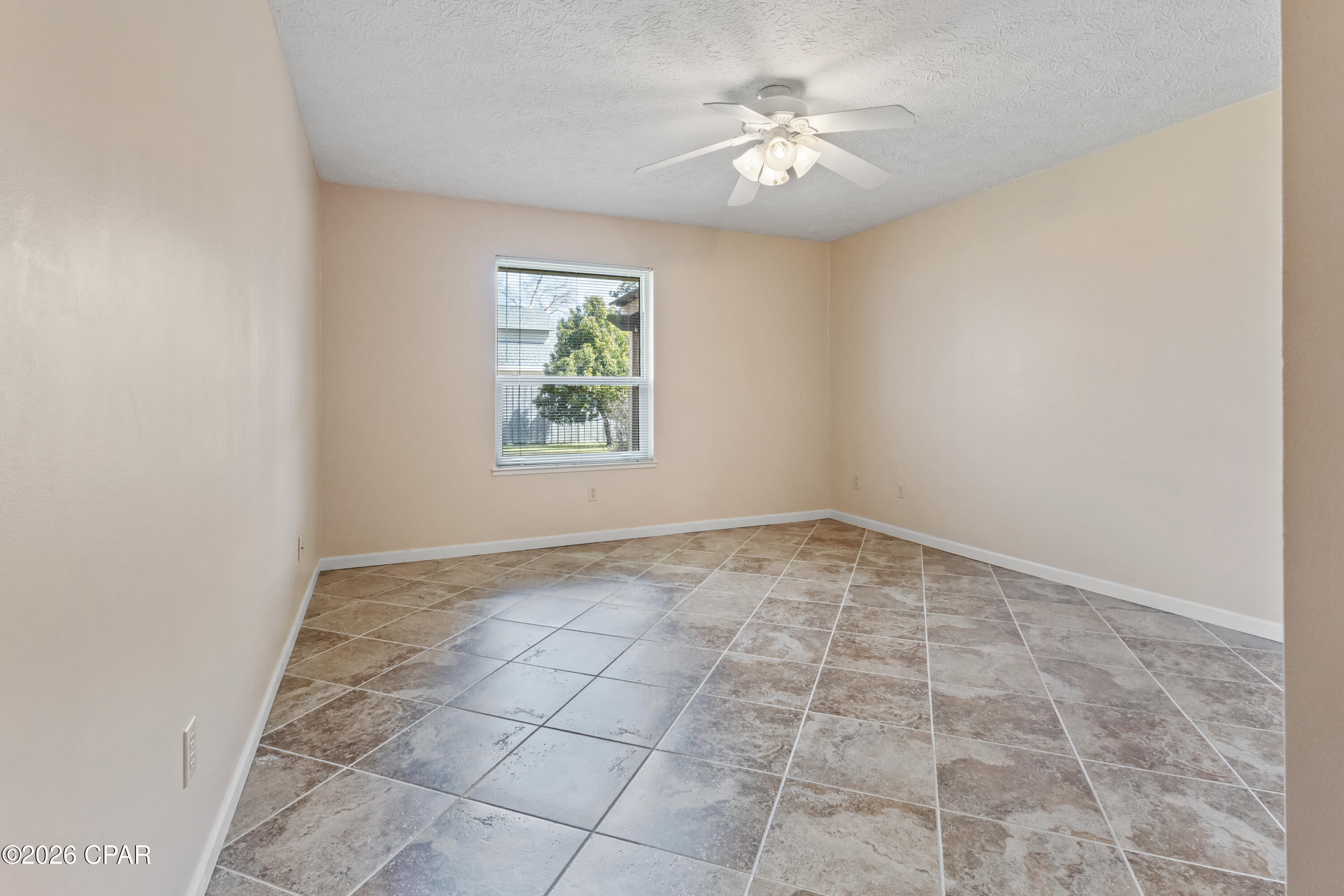 Listing photo id 13 for 1803 Massachusetts Avenue
