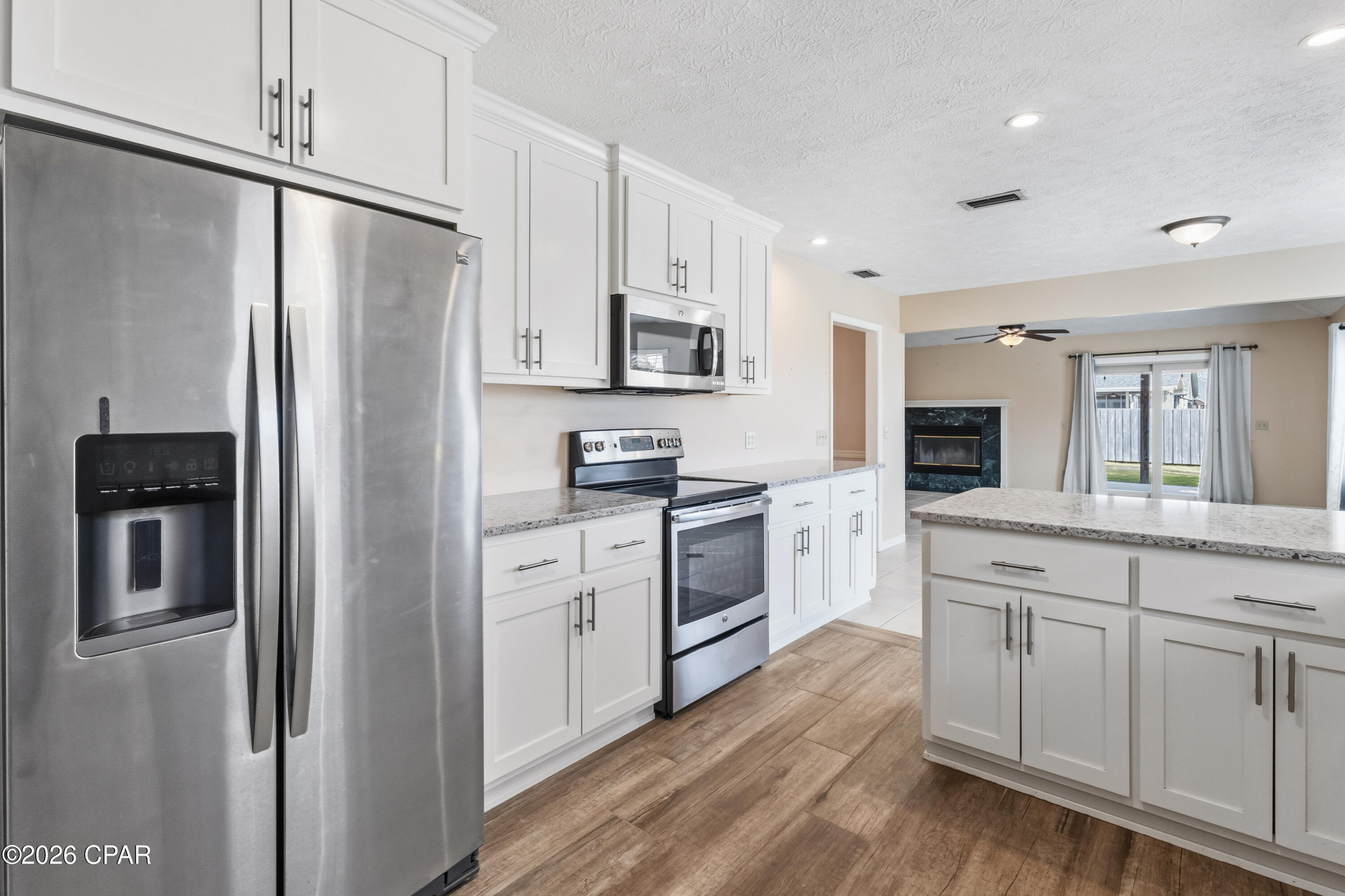 Listing photo id 8 for 1803 Massachusetts Avenue