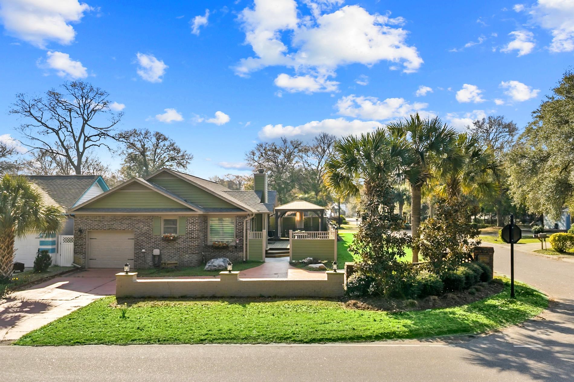 10064 Kings Rd. Myrtle Beach, SC 29572