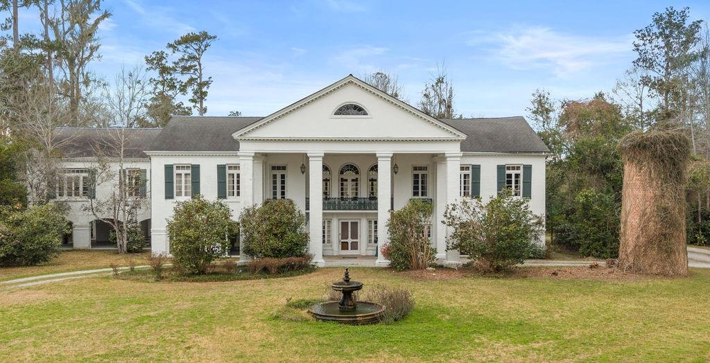 Photo 1 of Mansion for sale at 416 S America St, Covington, LA 70433 | MLS# 2546651 | Listing updated on 2026-09-23