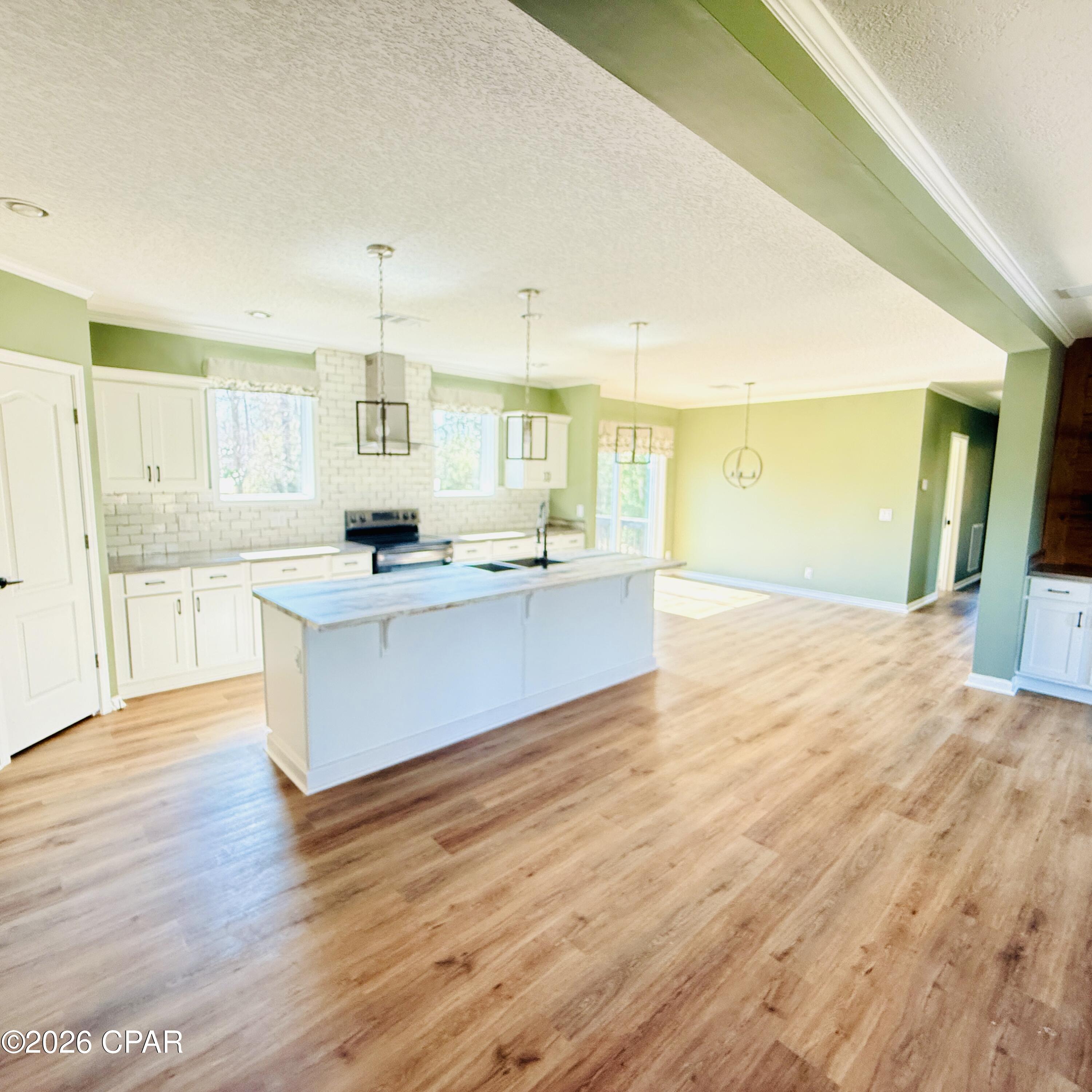 Image 10 For 9121 Crook Hollow Road