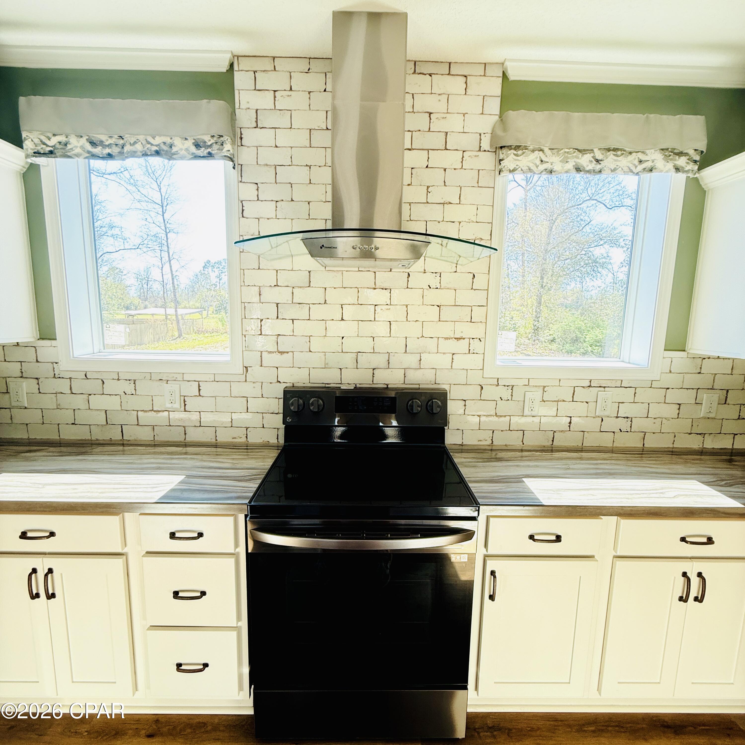 Image 13 For 9121 Crook Hollow Road