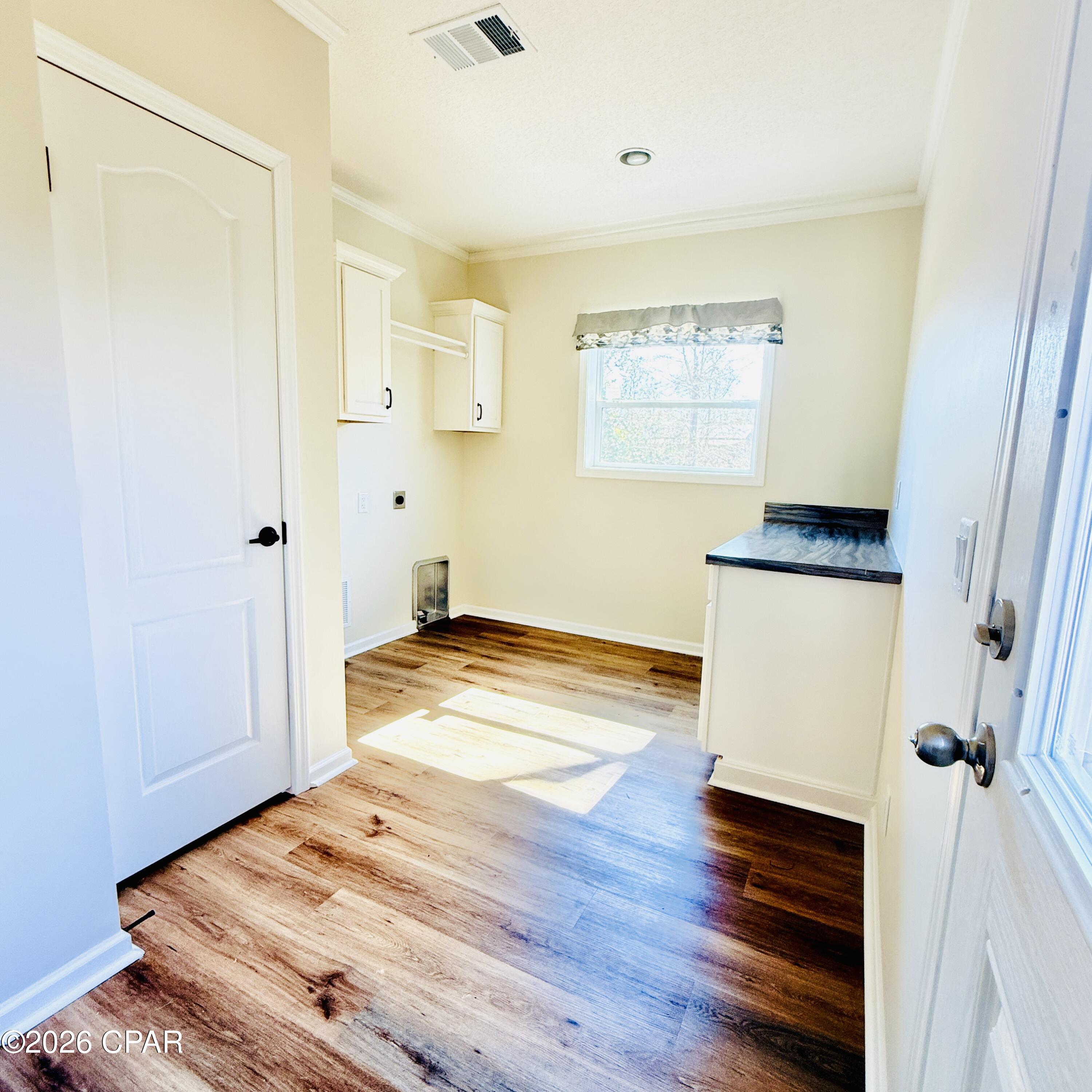 Image 27 For 9121 Crook Hollow Road