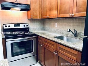 1515 Coral Towers Condo